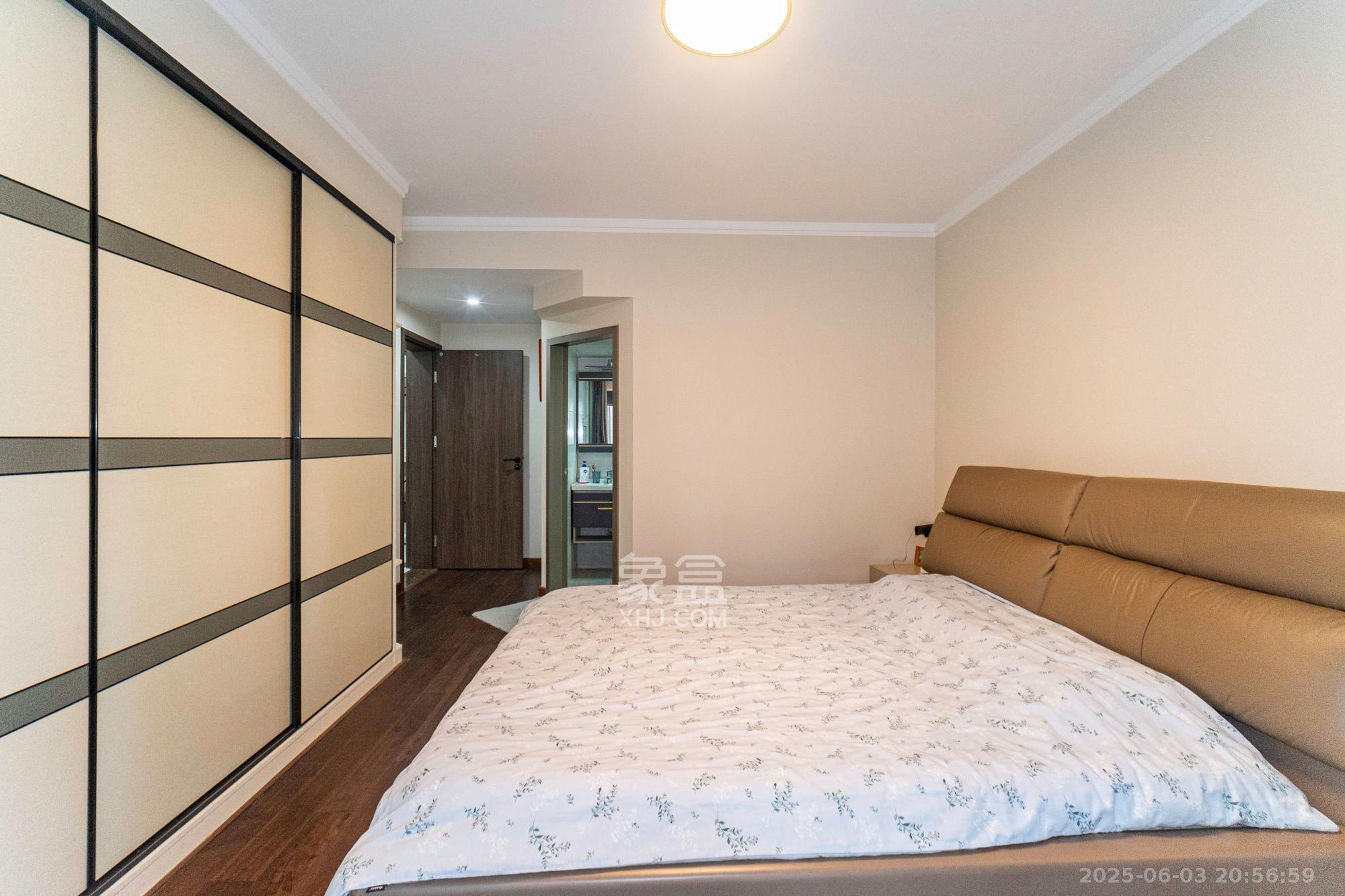 蝴蝶谷 3室2厅2卫 86.8万 蝴蝶谷 3室2厅2卫 86.8万卧室