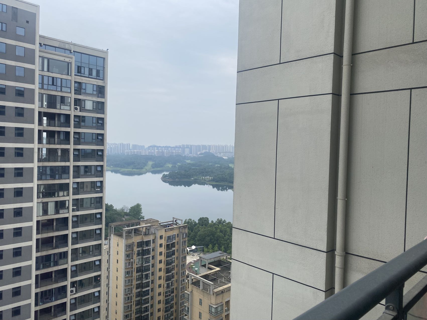 建工城城市之光  3室2厅2卫    80.88万小区图