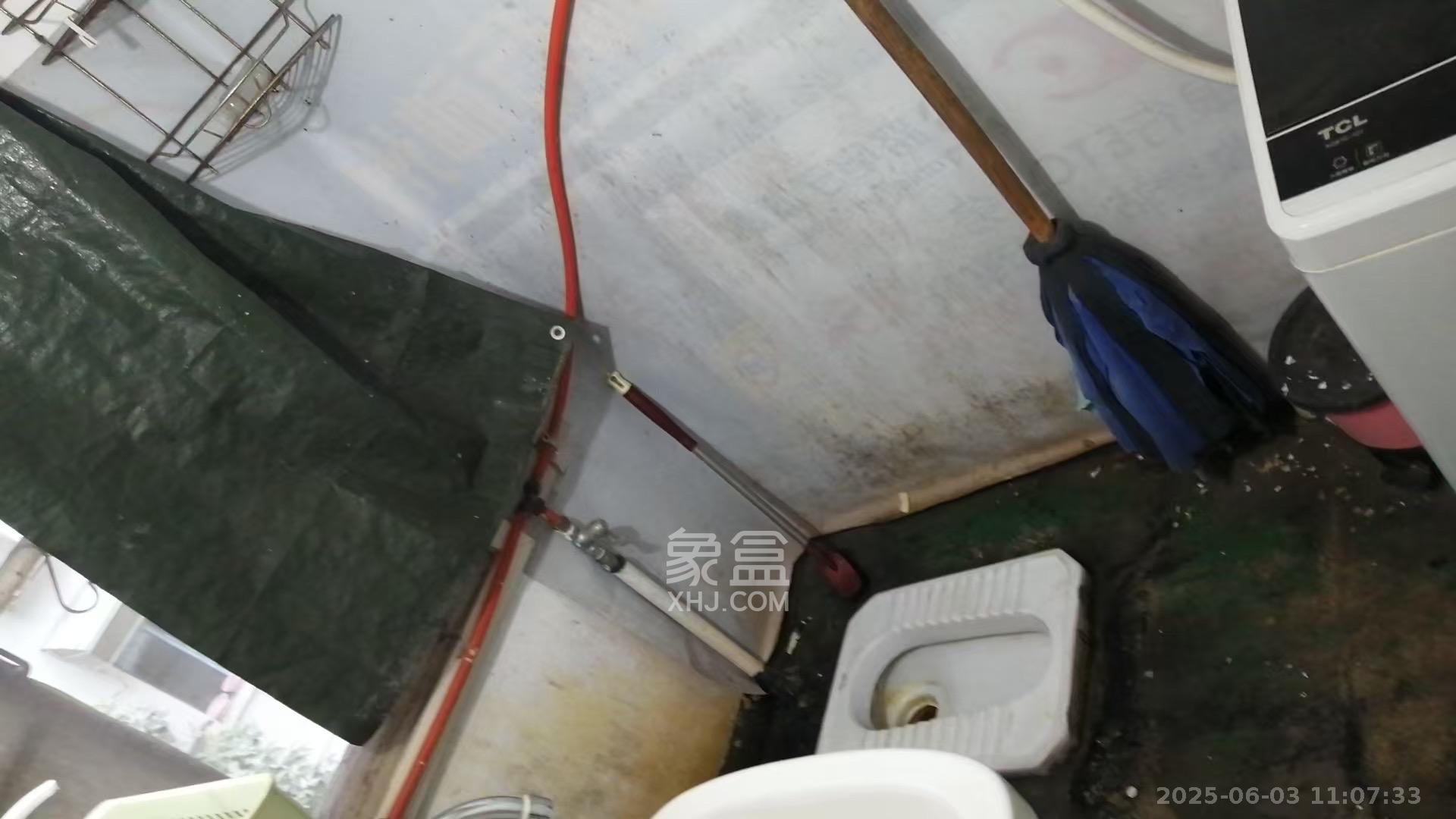 向韶村 1室1厅1卫 1000.0元/月 向韶村 1室1厅1卫 1000.0元/月室内图