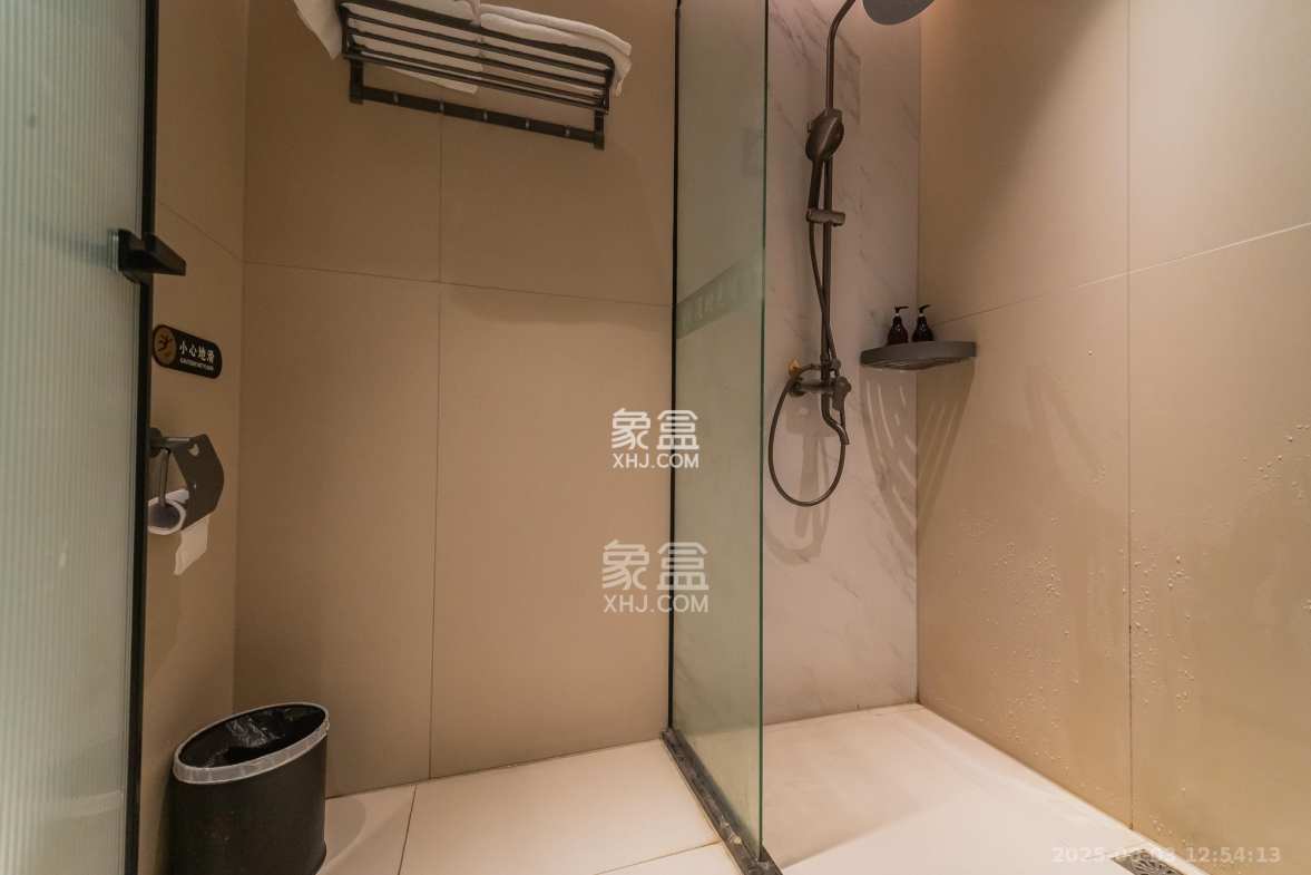 新城悦隽公园  1室1厅1卫    25.8万 新城悦隽公园  1室1厅1卫    25.8万卫生间