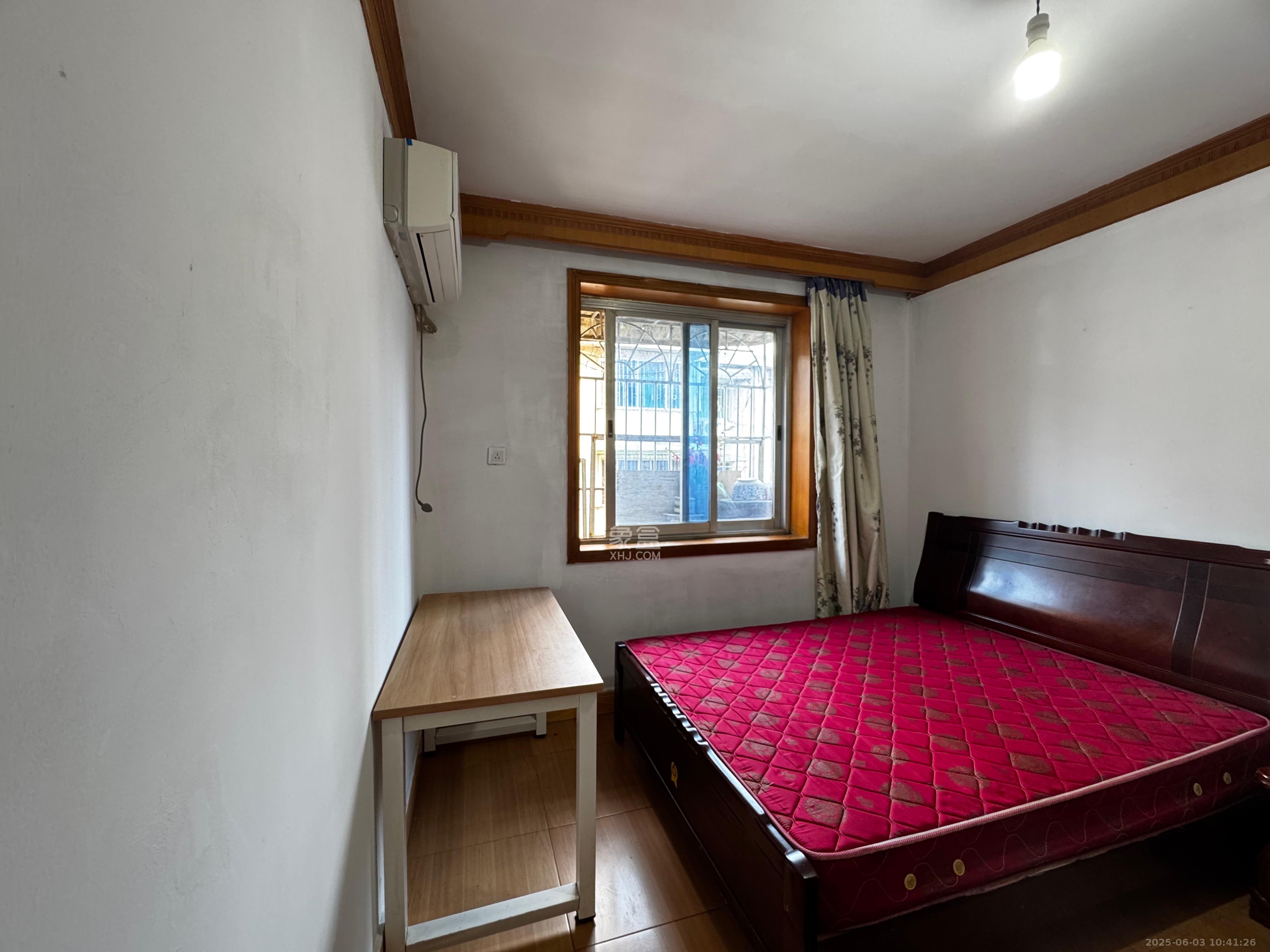 东进小区 2室1厅1卫 1200.0元/月 东进小区 2室1厅1卫 1200.0元/月室内图