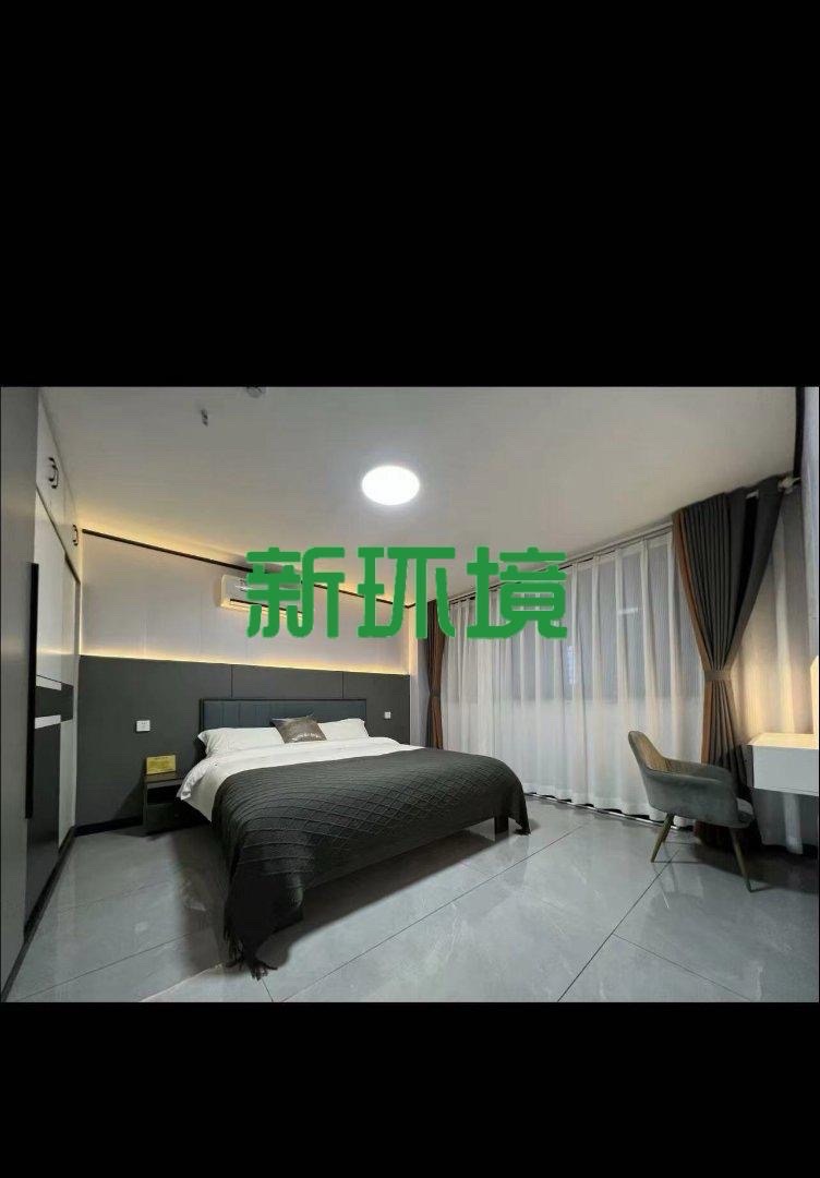 龙翔国际  2室2厅1卫   37.80万客厅
