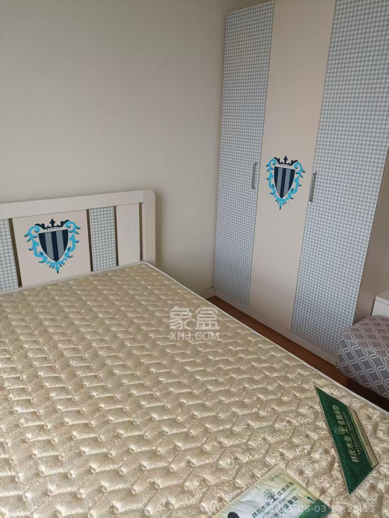 南庭城果 3室2厅1卫 2200.0元/月 南庭城果 3室2厅1卫 2200.0元/月室内图