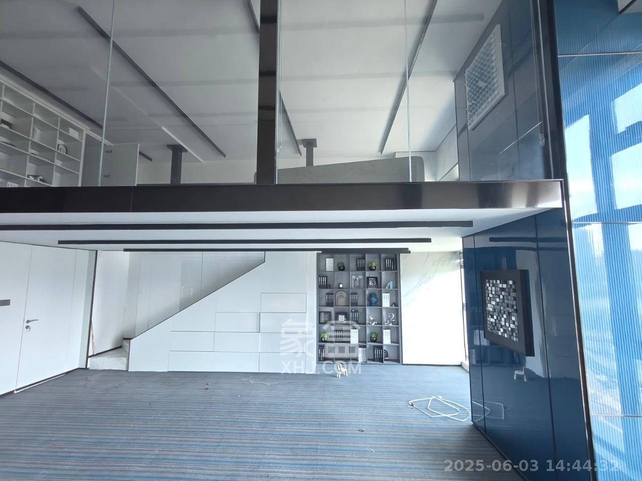 绿地V岛 2室1厅1卫 4000.0元/月 绿地V岛 2室1厅1卫 4000.0元/月室内图