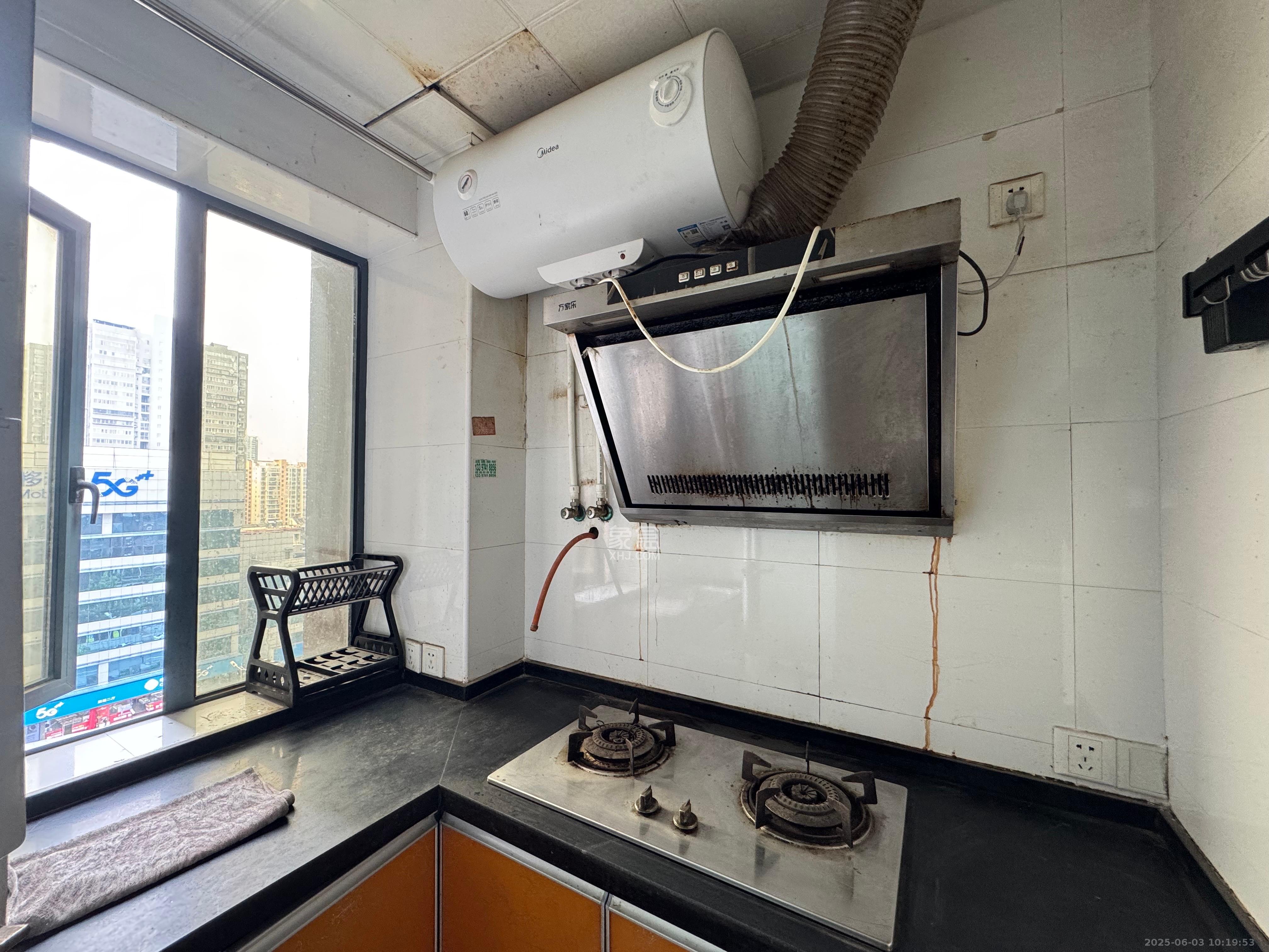 爱都(IDO) 1室1厅1卫 900.0元/月 爱都(IDO) 1室1厅1卫 900.0元/月室内图