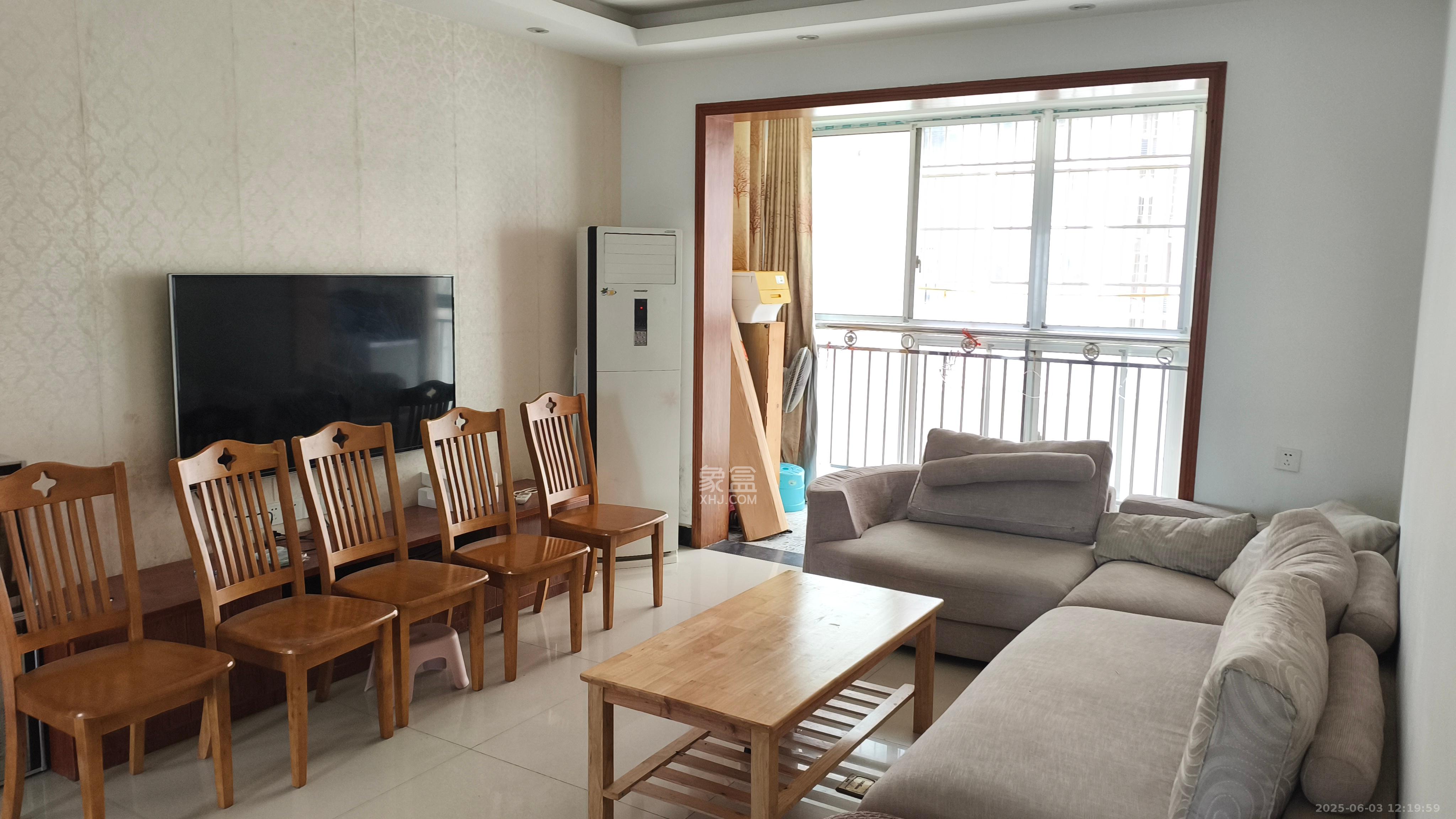 一品嘉庭  3室2厅1卫    2800.0元/月 一品嘉庭  3室2厅1卫    2800.0元/月室内图