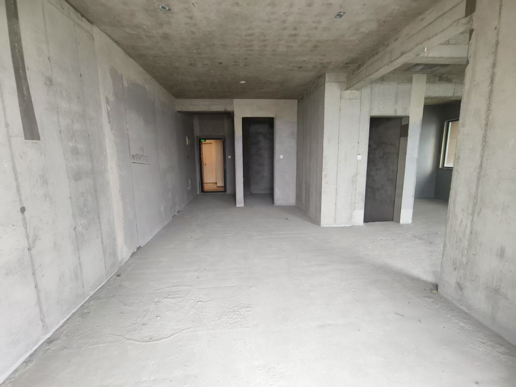 保利香槟国际  3室2厅2卫    53.2万 保利香槟国际  3室2厅2卫    53.2万室内图