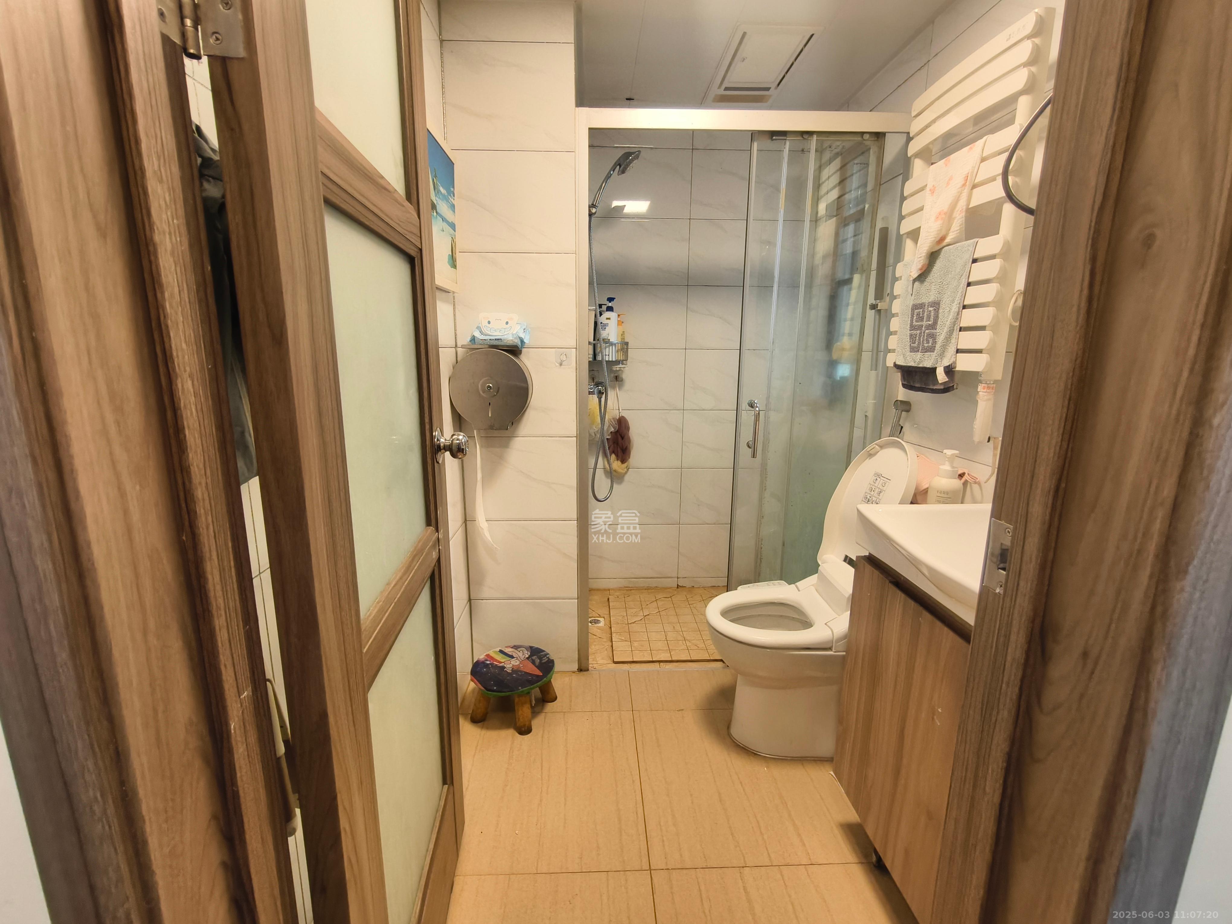 碧桂园星城首府 3室2厅2卫 3600.0元/月 碧桂园星城首府 3室2厅2卫 3600.0元/月室内图