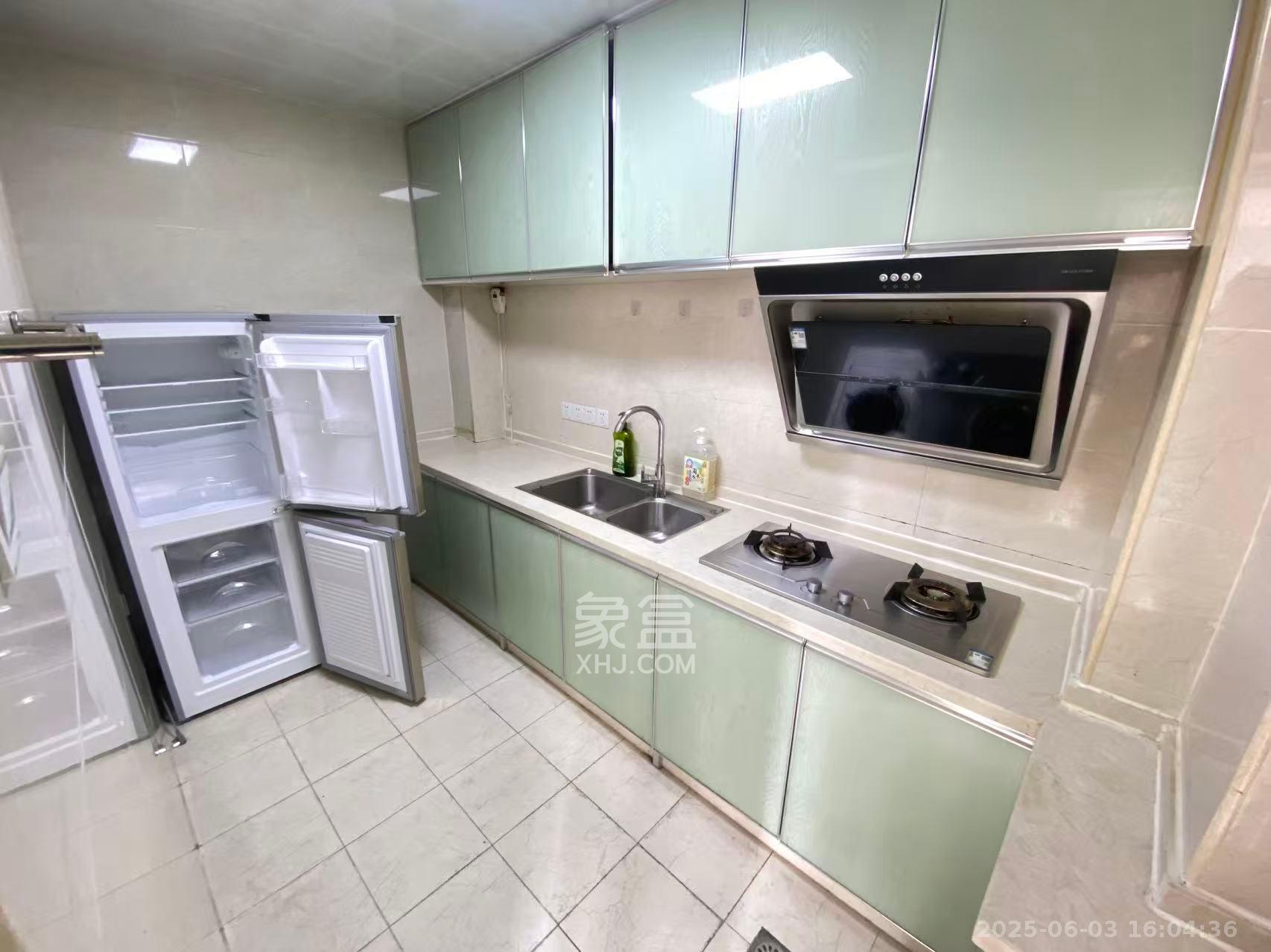 汇景豪庭  1室1厅1卫   2100.00元/月室内图