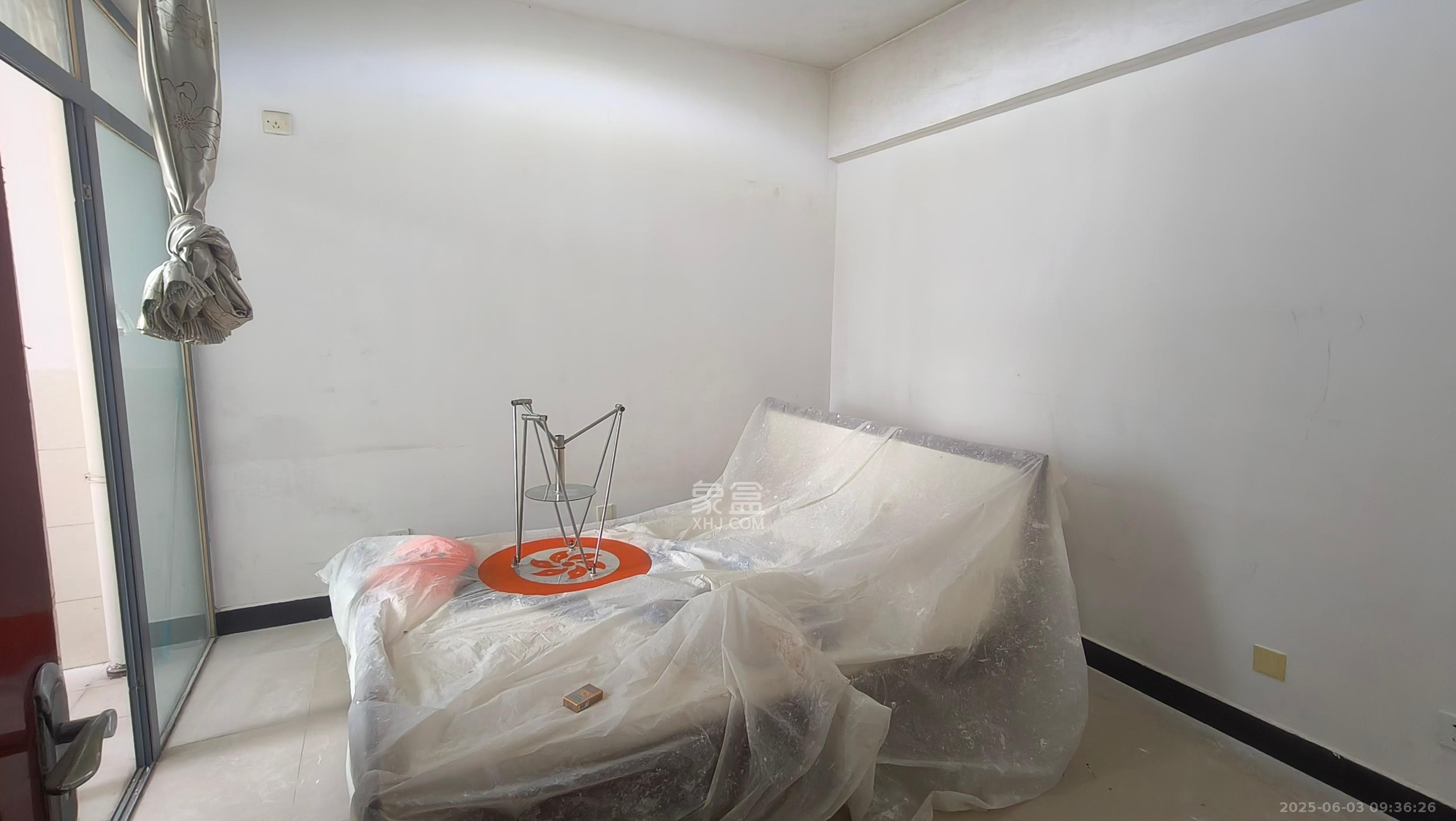 美寓明城  1室2厅1卫   1800.00元/月
