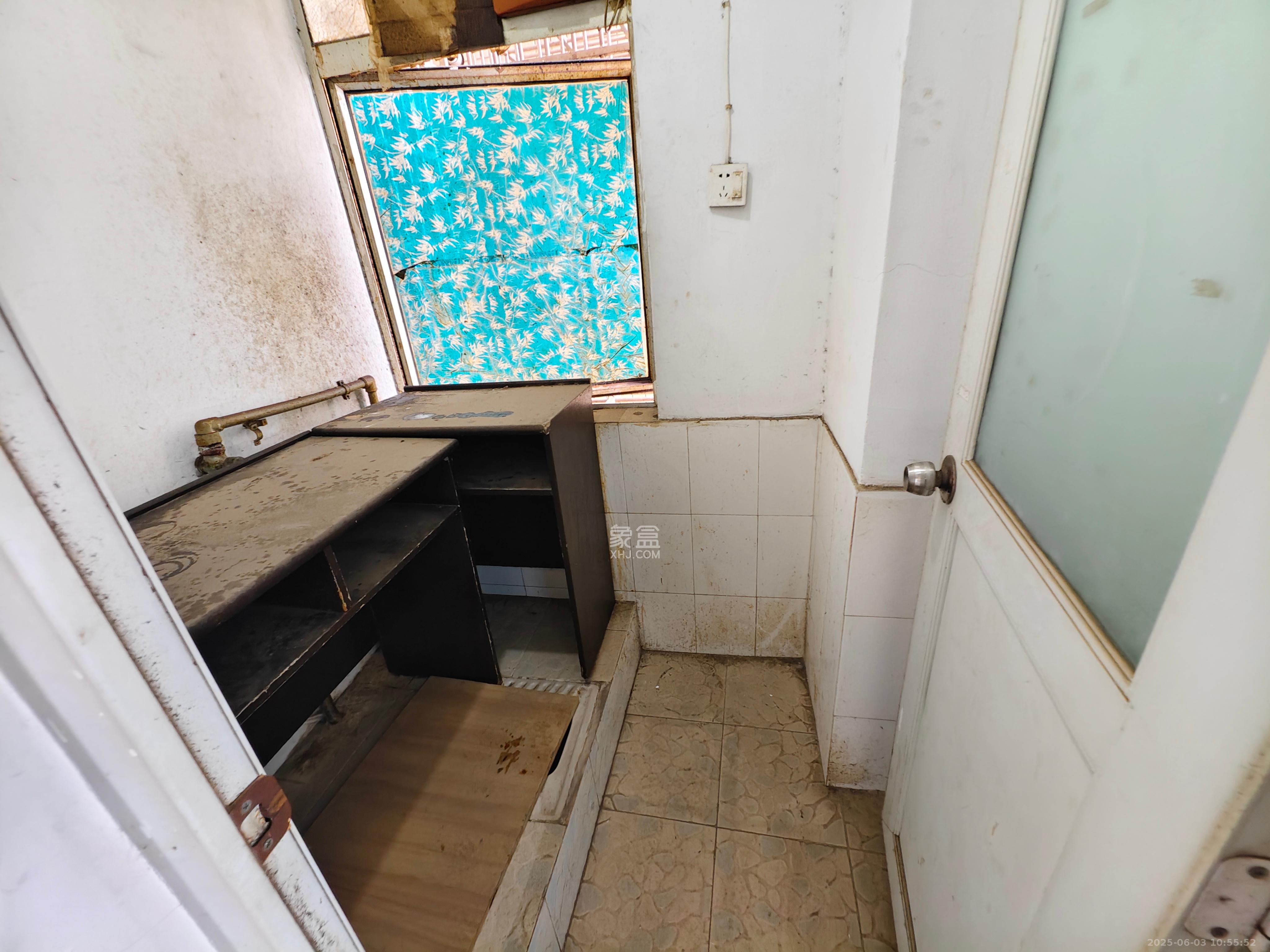 路桥大厦 4室2厅2卫 3000.0元/月 路桥大厦 4室2厅2卫 3000.0元/月室内图