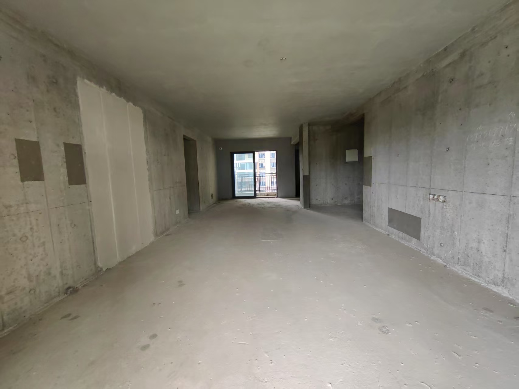 碧桂园梓山府  5室2厅3卫    148.8万室内图