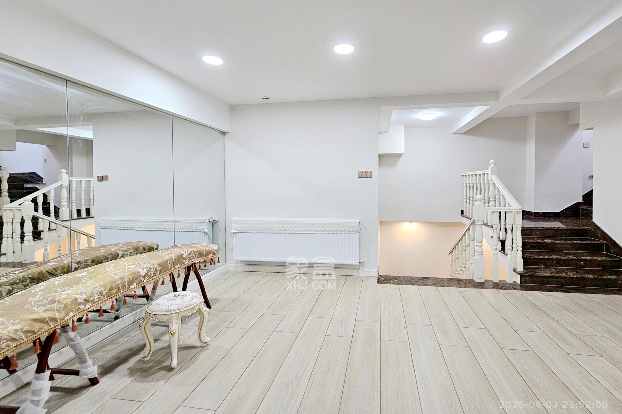 明昇壹城(明昇时代广场)一期 4室2厅3卫 499.0万 明昇壹城(明昇时代广场)一期 4室2厅3卫 499.0万其他