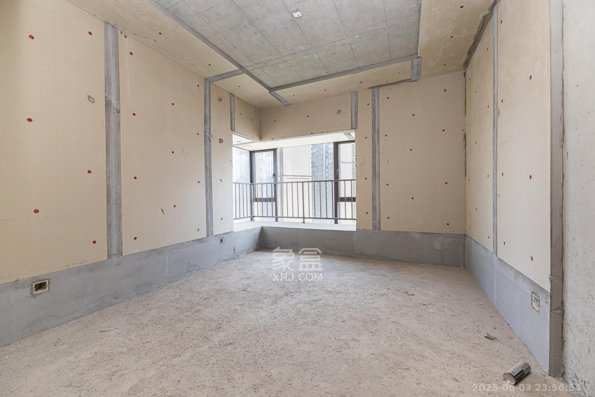 润和湘江天地D区 4室2厅2卫 160.0万 润和湘江天地D区 4室2厅2卫 160.0万卧室