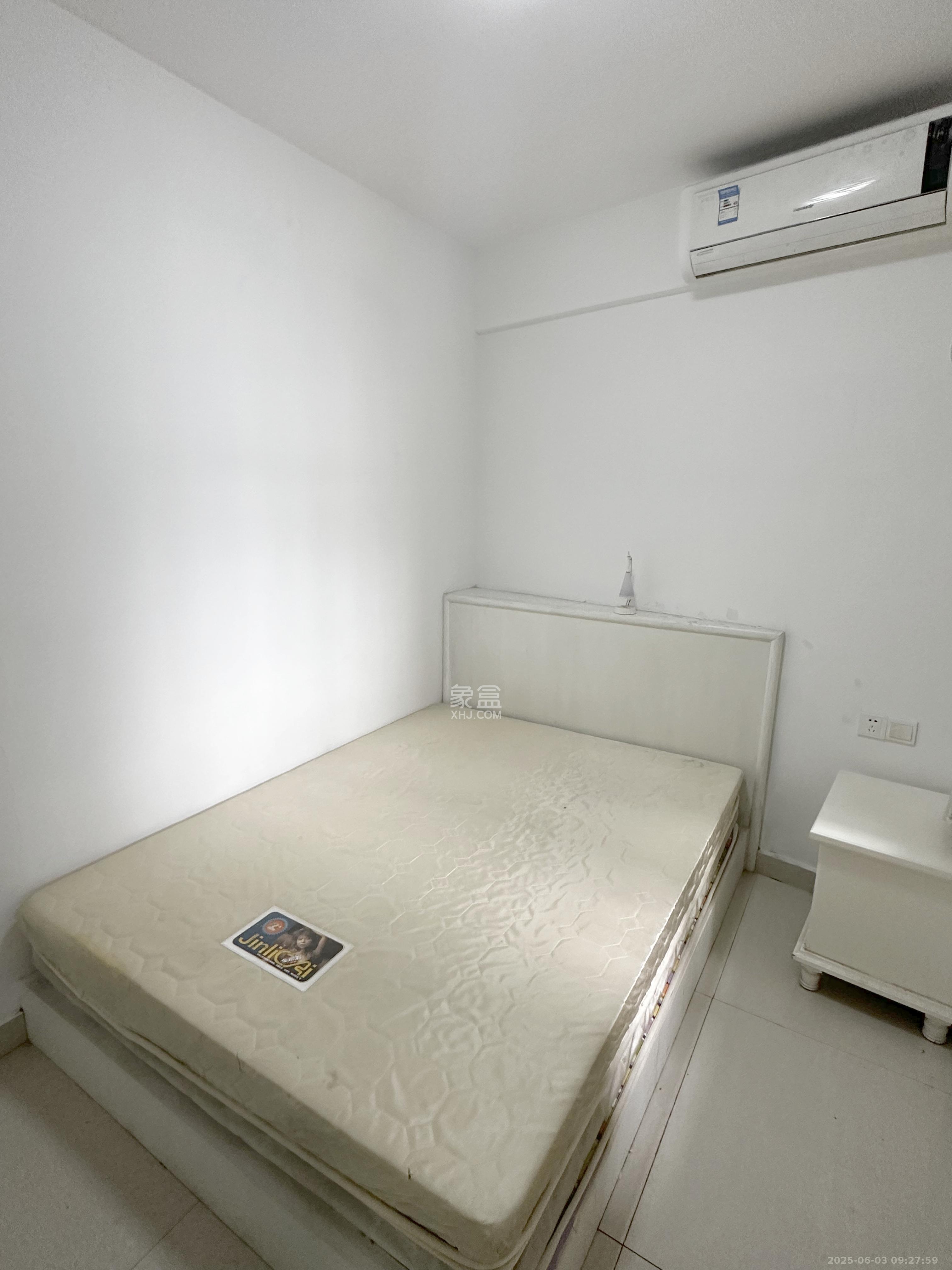 上峰苑（兰亭玥岛）  2室2厅1卫   2000.00元/月室内图