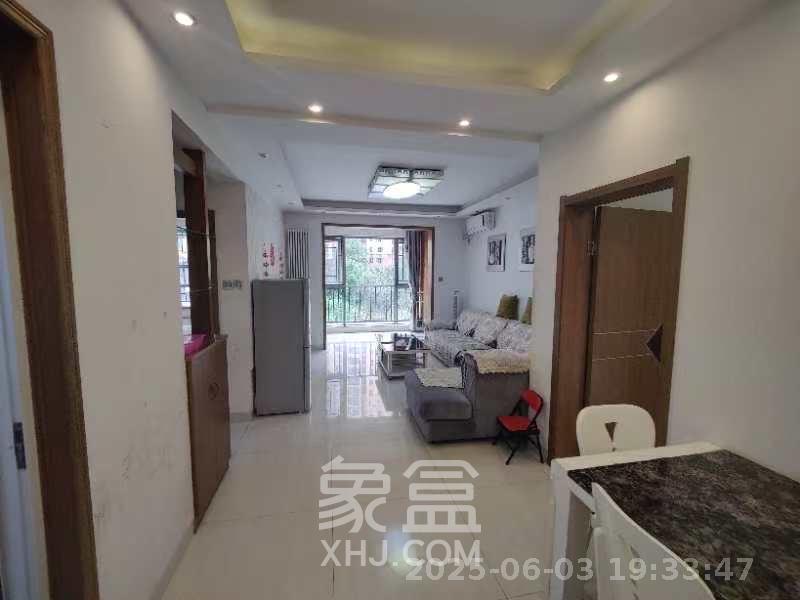 怡海星城  2室2厅1卫   1700.00元/月室内图