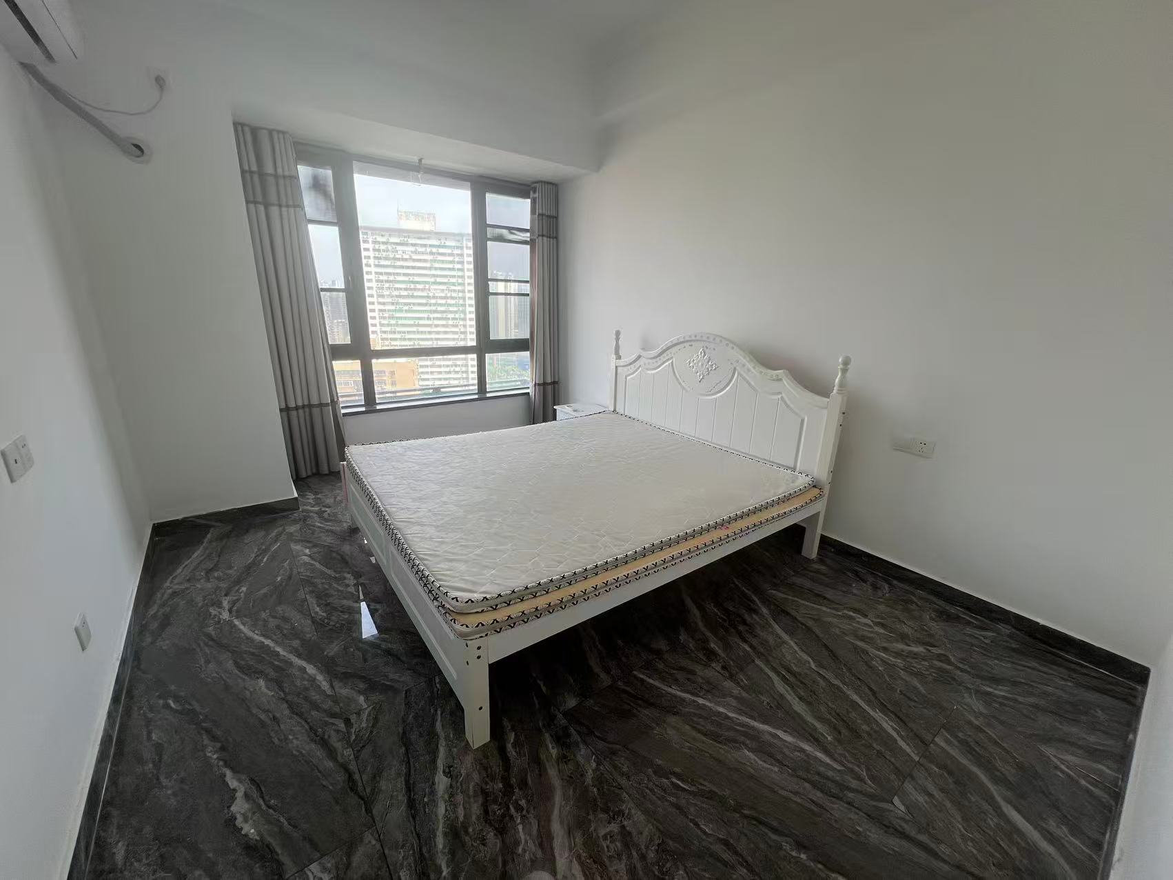 华润中心 3室1厅1卫 5500.0元/月 华润中心 3室1厅1卫 5500.0元/月室内图