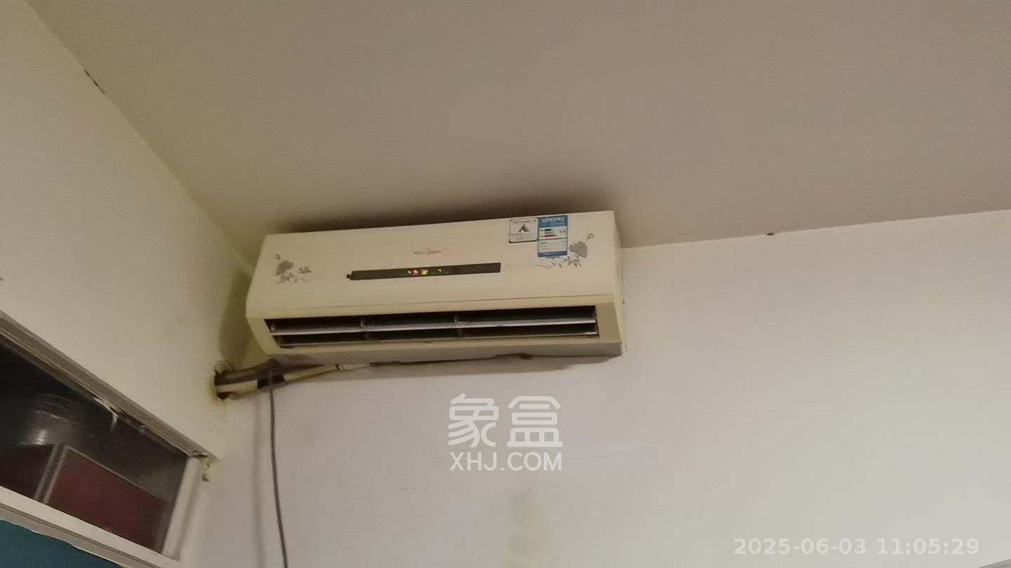 金谷大厦（桐梓坡西路）  1室1厅1卫   1400.00元/月室内图