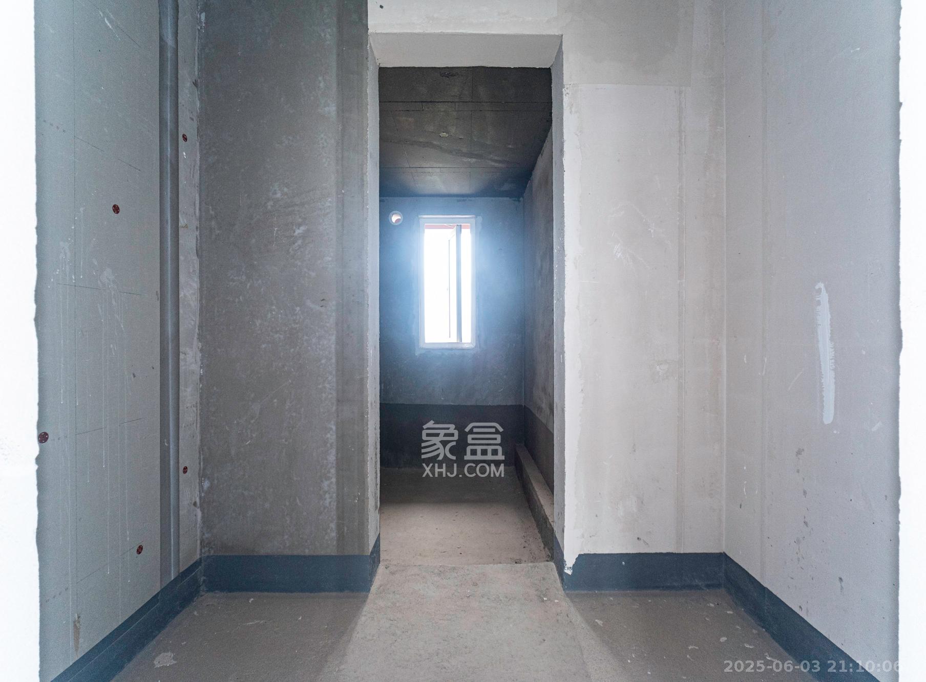 金地艺境  3室2厅2卫    69.8万 金地艺境  3室2厅2卫    69.8万卫生间