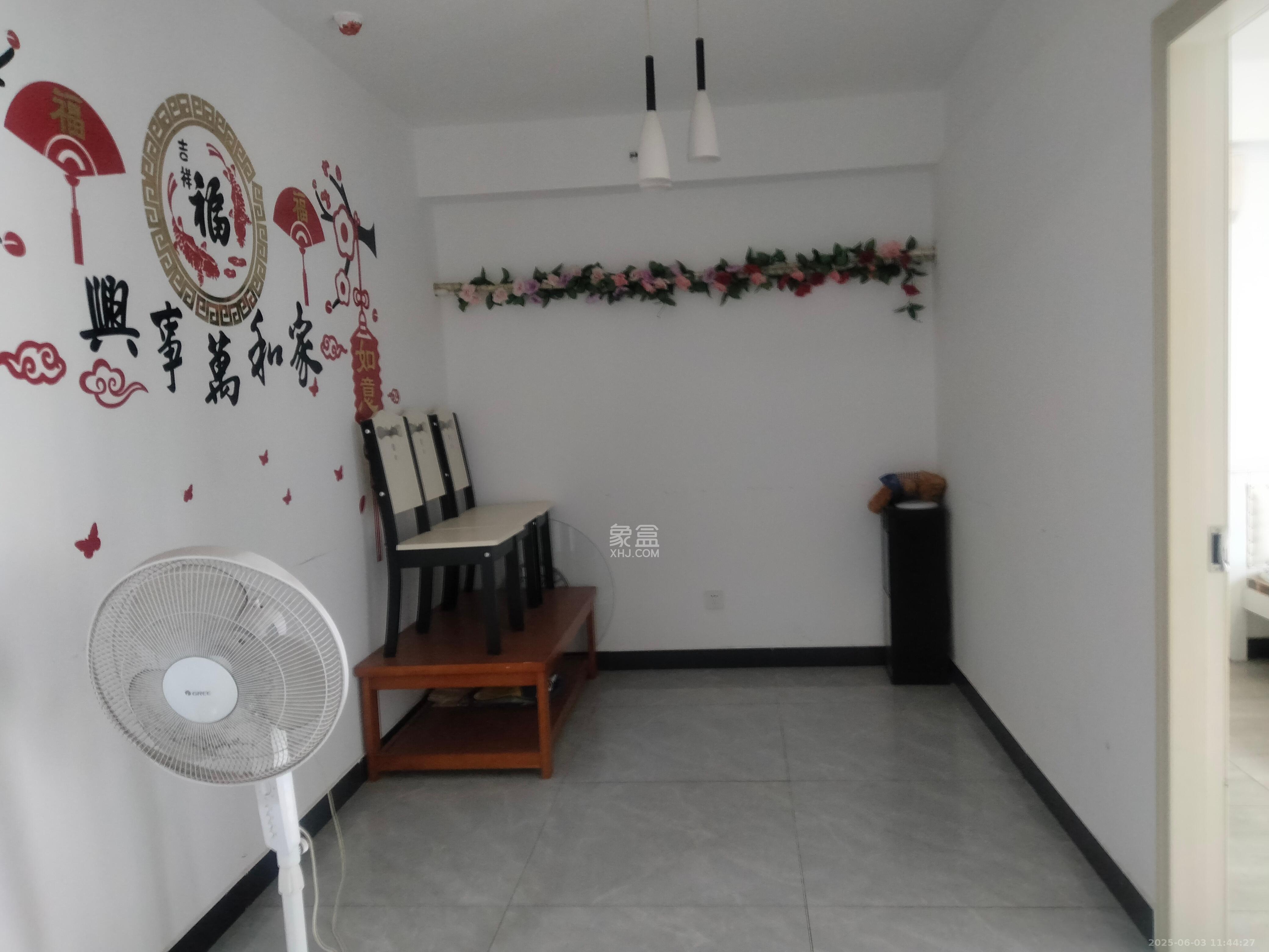 鑫远悦城（鑫远悦时代）  3室2厅1卫   2600.00元/月室内图