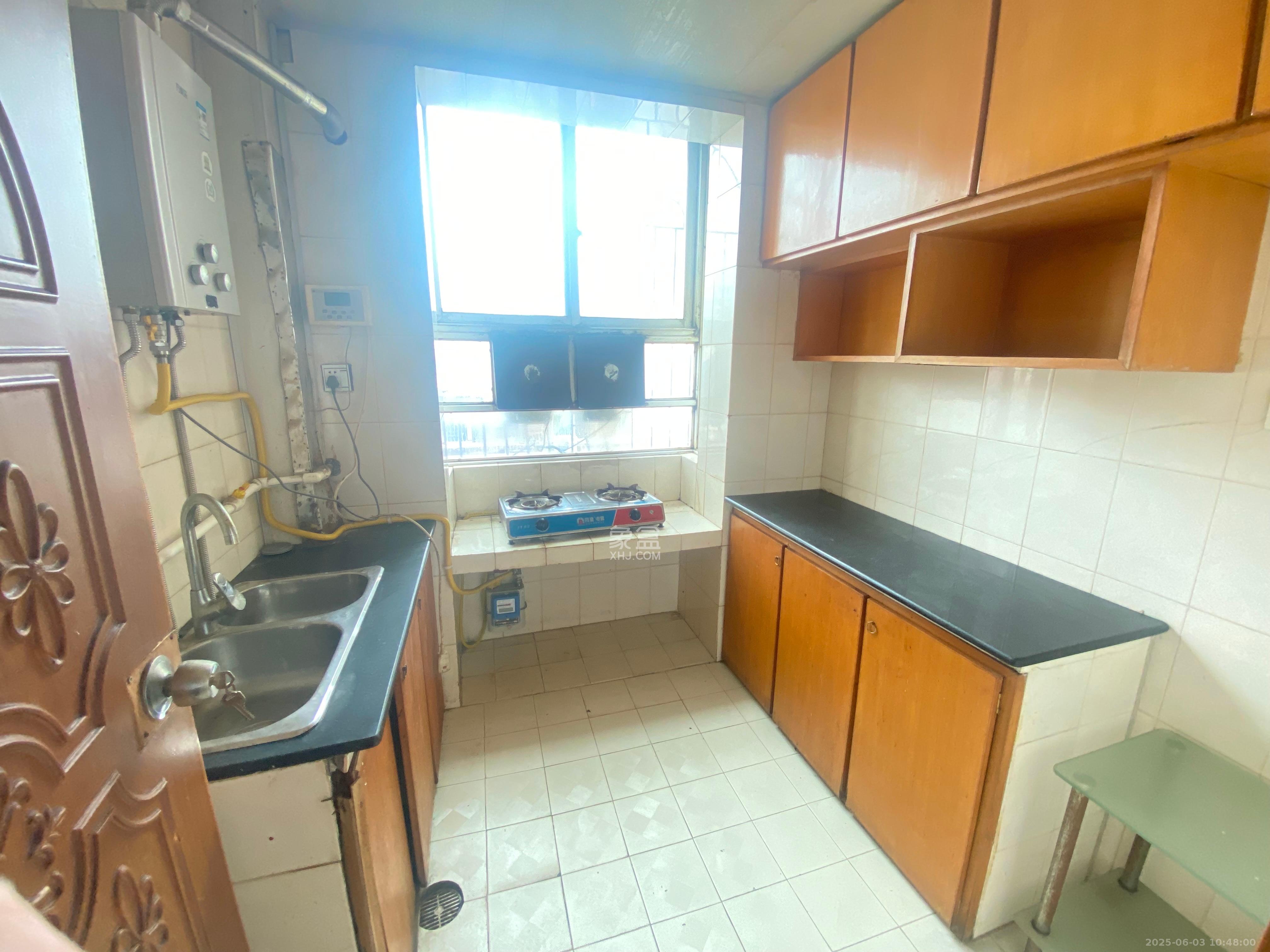 成达花园 3室2厅1卫 1200.0元/月 成达花园 3室2厅1卫 1200.0元/月室内图