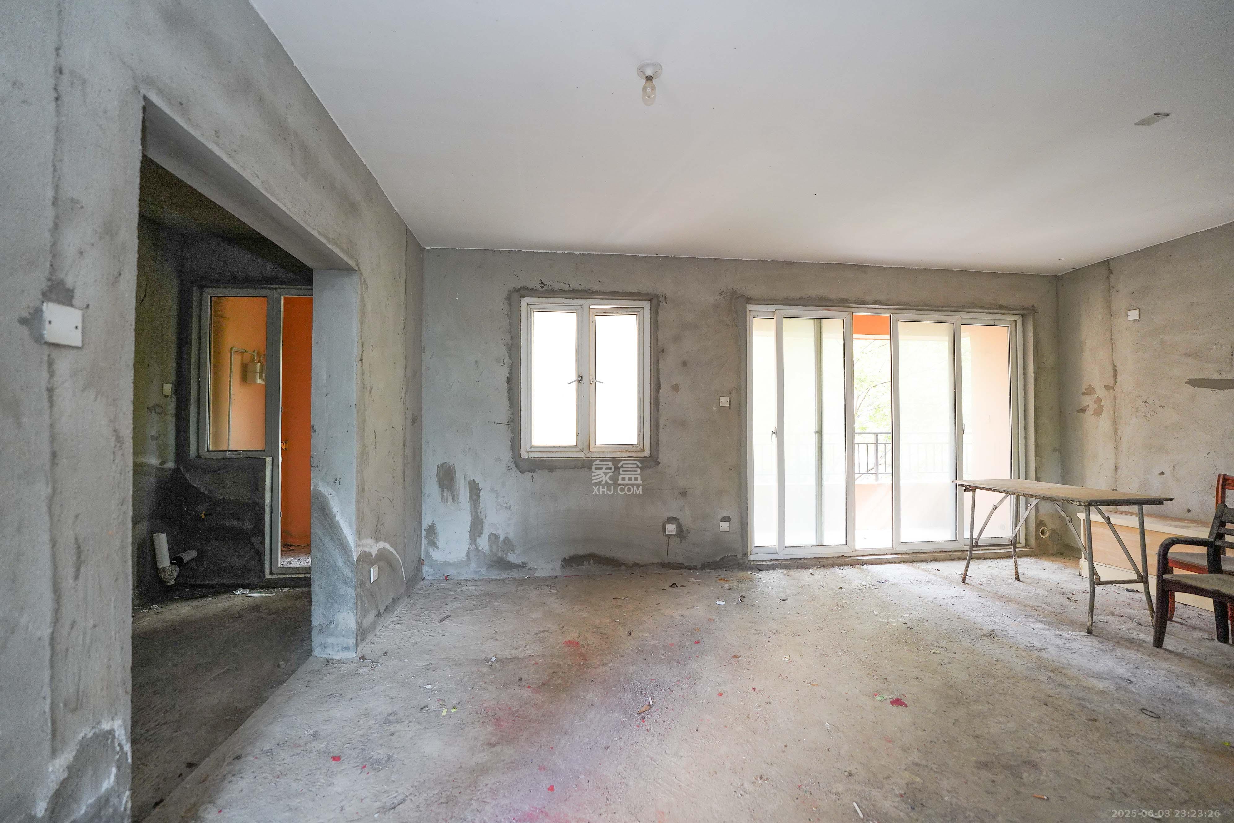 佳兆业君汇上品 3室2厅2卫 55.0万 佳兆业君汇上品 3室2厅2卫 55.0万客厅