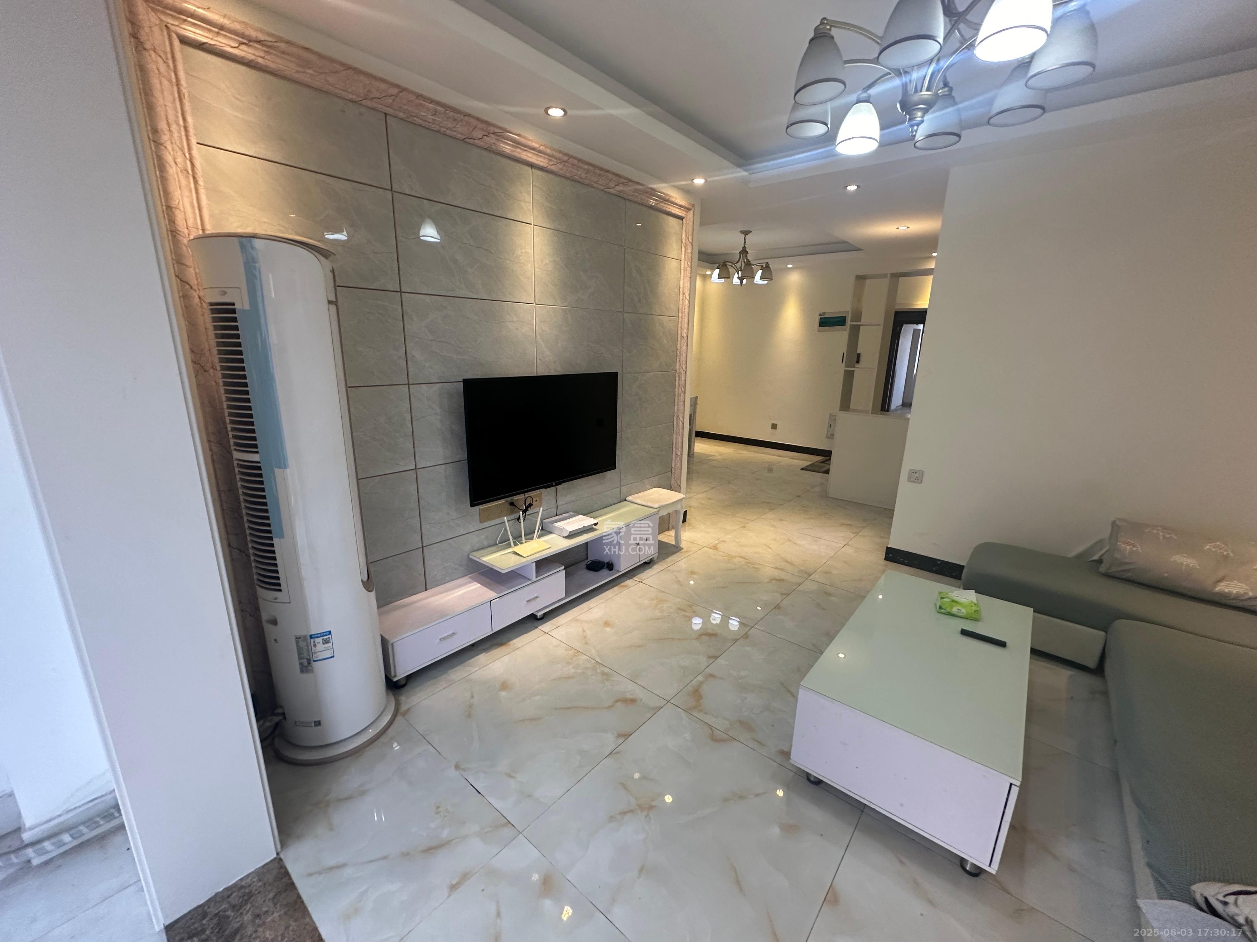 阳光丽城  2室1厅1卫   2800.00元/月室内图