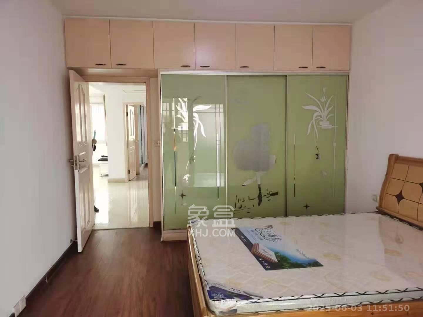 富绿新村  1室2厅1卫   1900.00元/月室内图