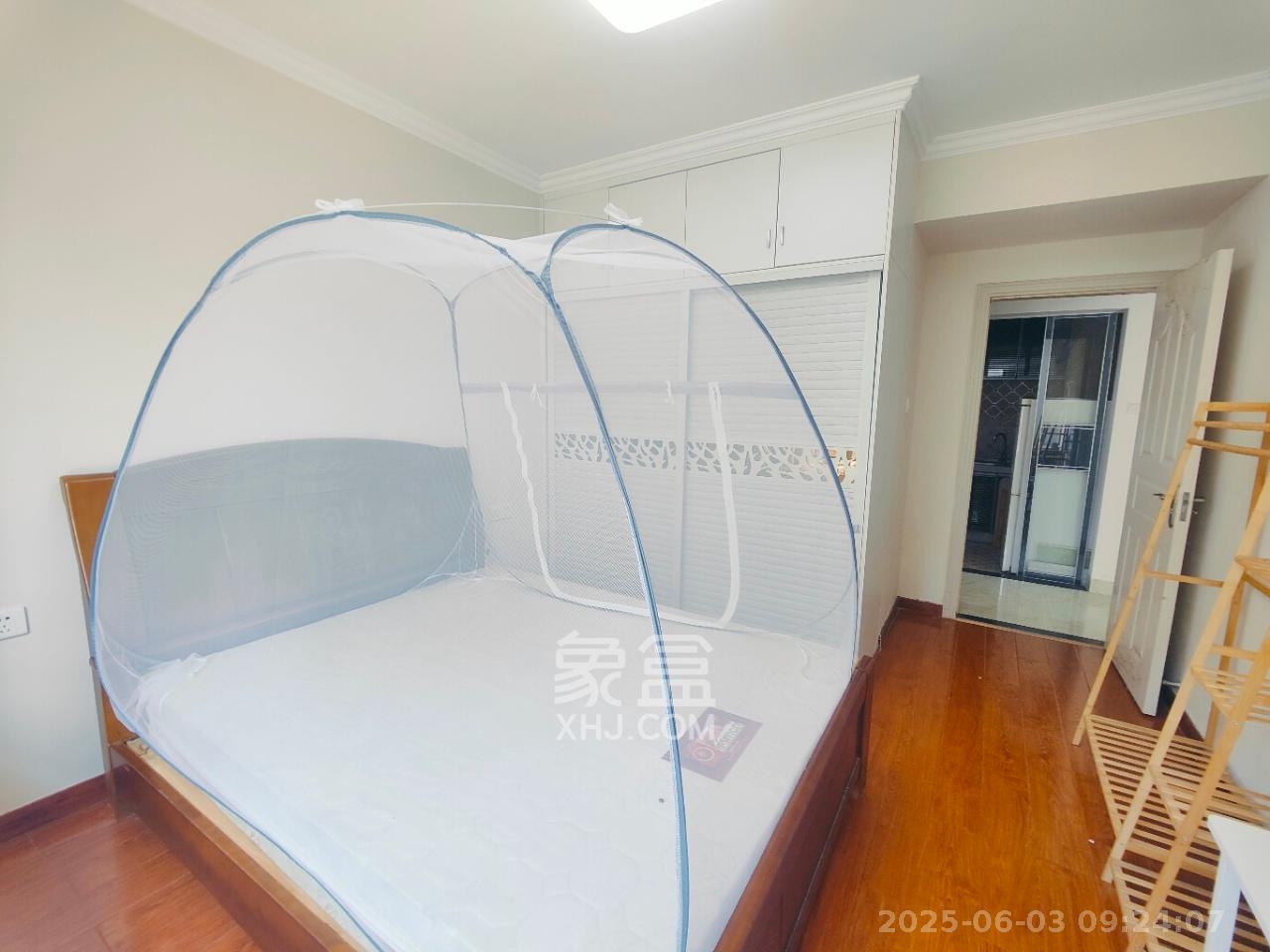 中建芙蓉嘉苑  2室2厅1卫   2200.00元/月室内图