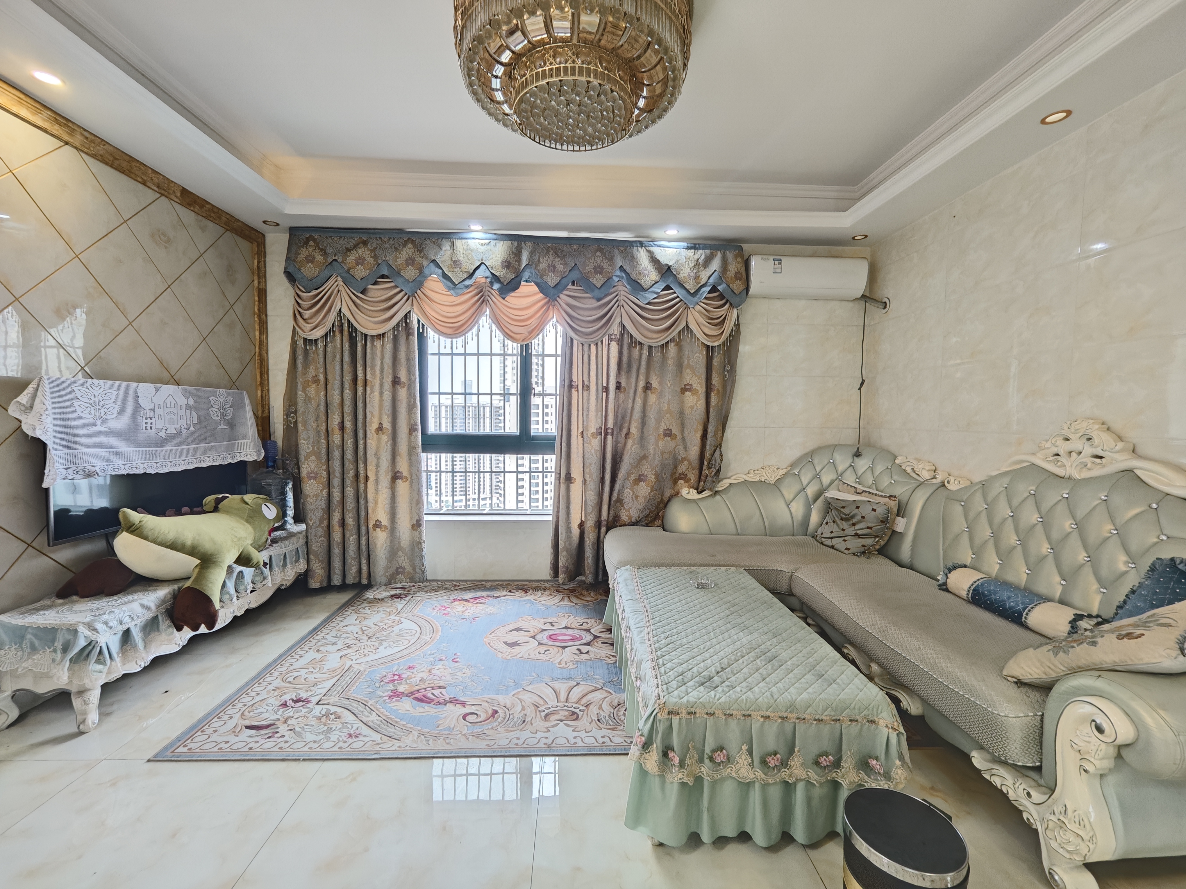 枫华府第 2室2厅1卫 1800.0元/月 枫华府第 2室2厅1卫 1800.0元/月户型图