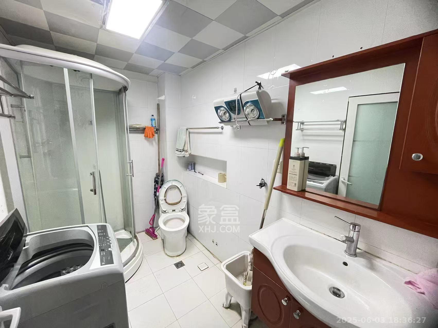 西罗亚大厦 2室1厅1卫 3500.0元/月 西罗亚大厦 2室1厅1卫 3500.0元/月室内图