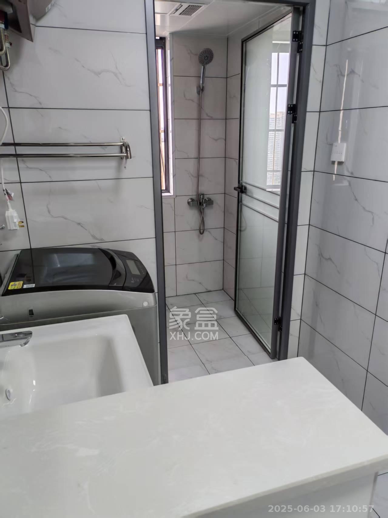 云和华府  1室0厅0卫   1400.00元/月室内图1
