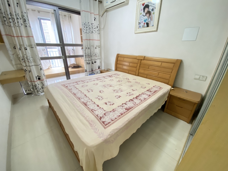 山水华庭  3室0厅0卫   2300.00元/月室内图