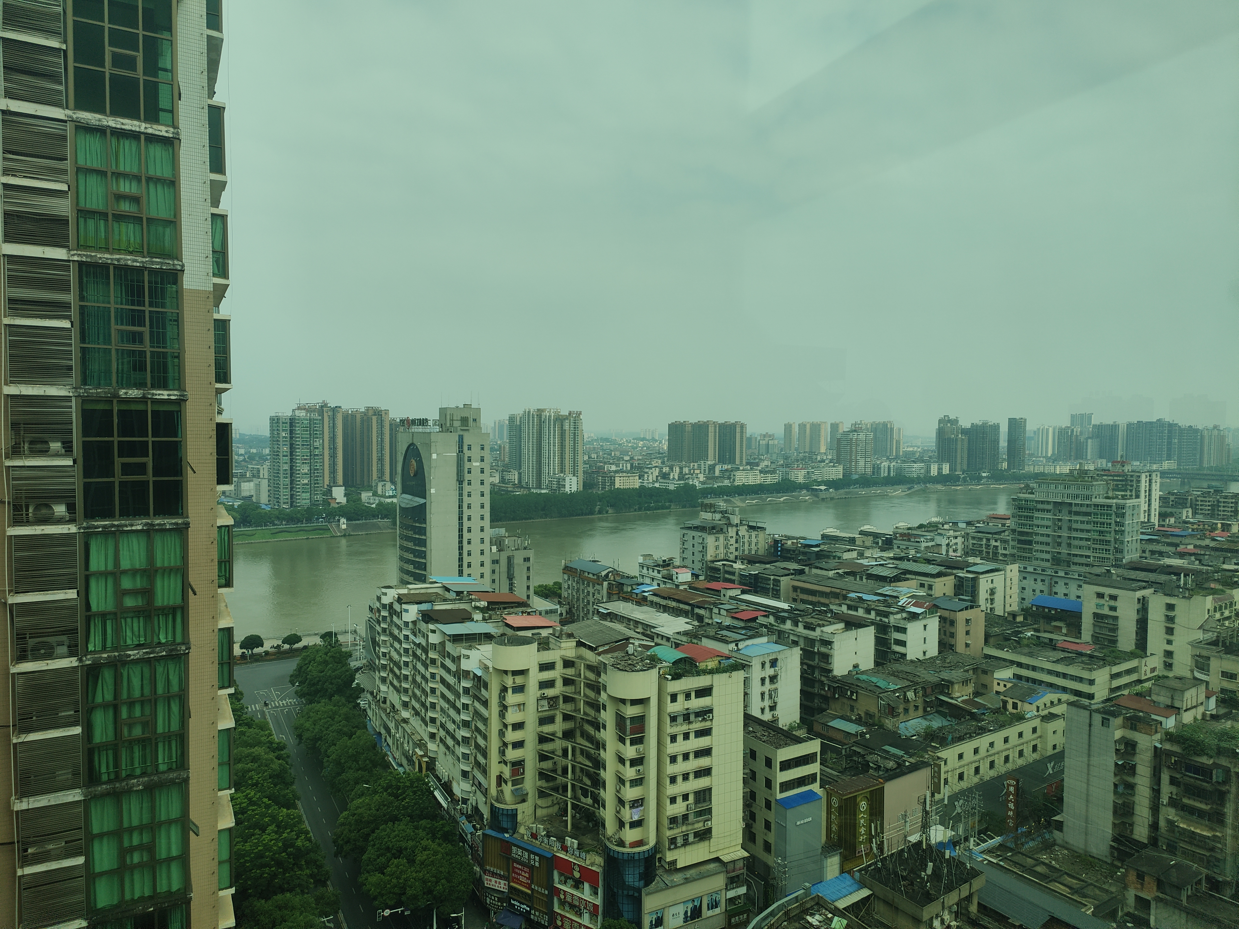 龙泉国际 3室2厅2卫 3000.0元/月 龙泉国际 3室2厅2卫 3000.0元/月室内图