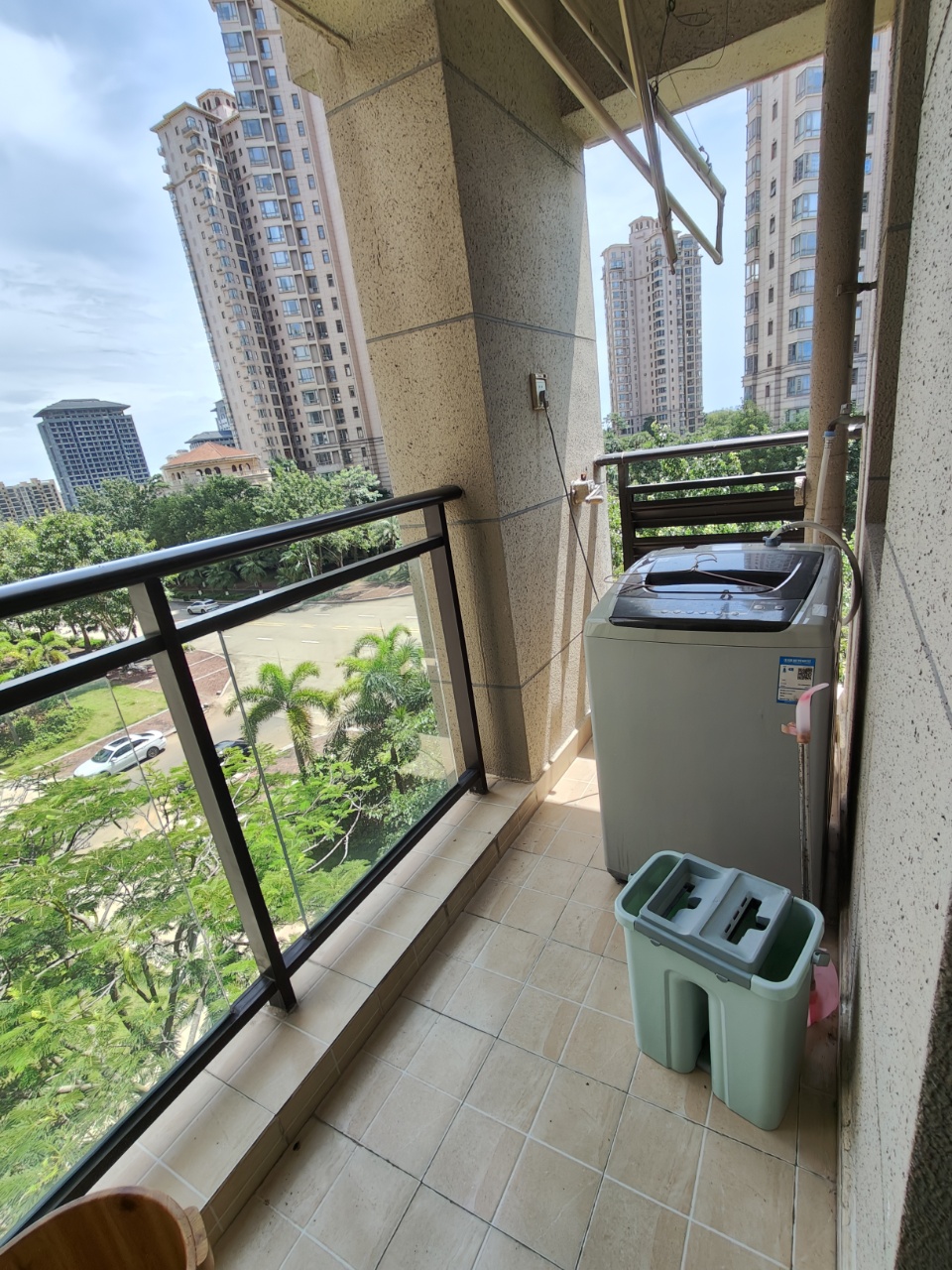 滨海新天地 2室1厅1卫 2600.0元/月 滨海新天地 2室1厅1卫 2600.0元/月室内图