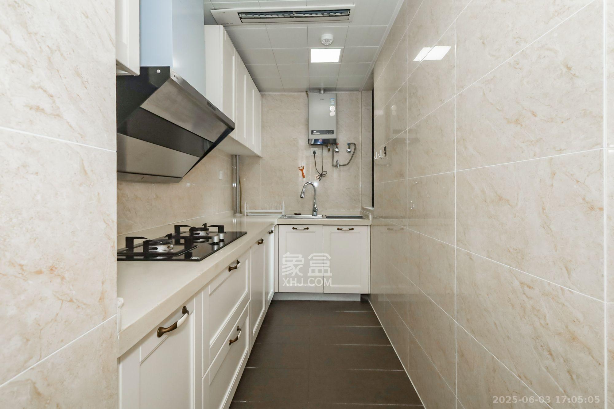 万科里金域国际 3室2厅2卫 3500.0元/月 万科里金域国际 3室2厅2卫 3500.0元/月室内图