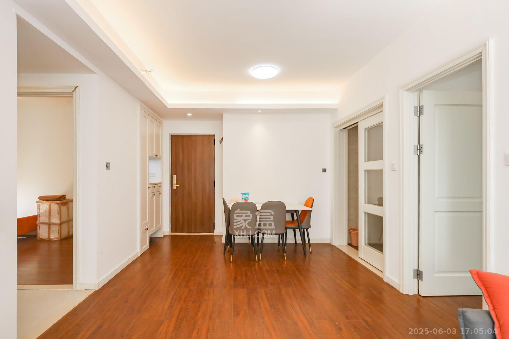 万科里金域国际 3室2厅2卫 3500.0元/月 万科里金域国际 3室2厅2卫 3500.0元/月室内图