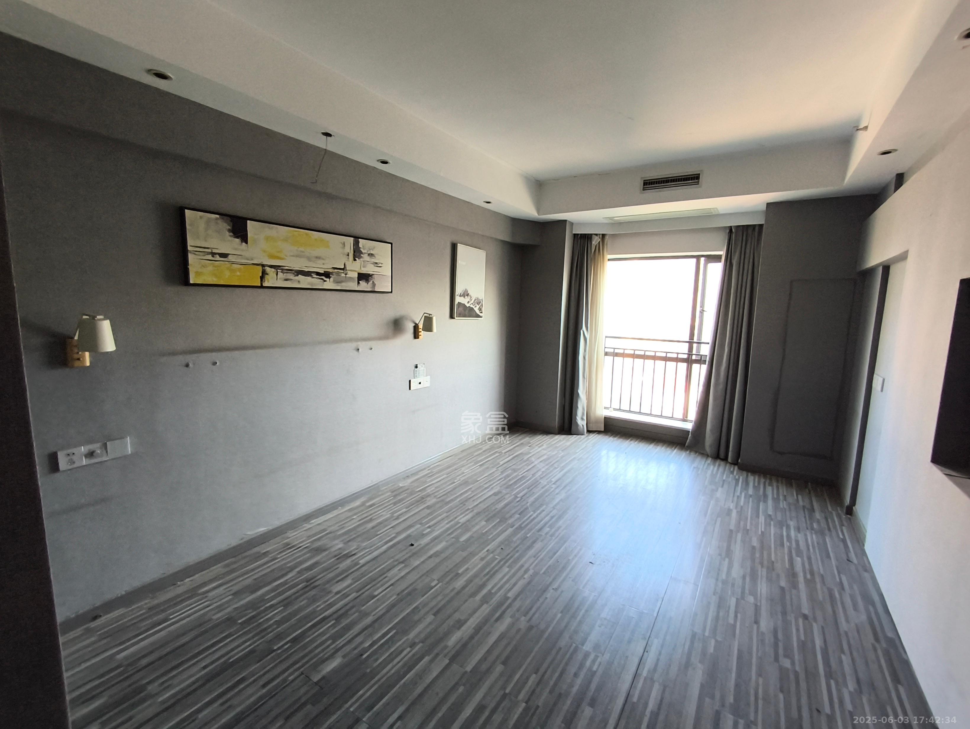 旭辉国际广场(永升商业广场) 1室1厅1卫 36000.0元/月 旭辉国际广场(永升商业广场) 1室1厅1卫 36000.0元/月室内图