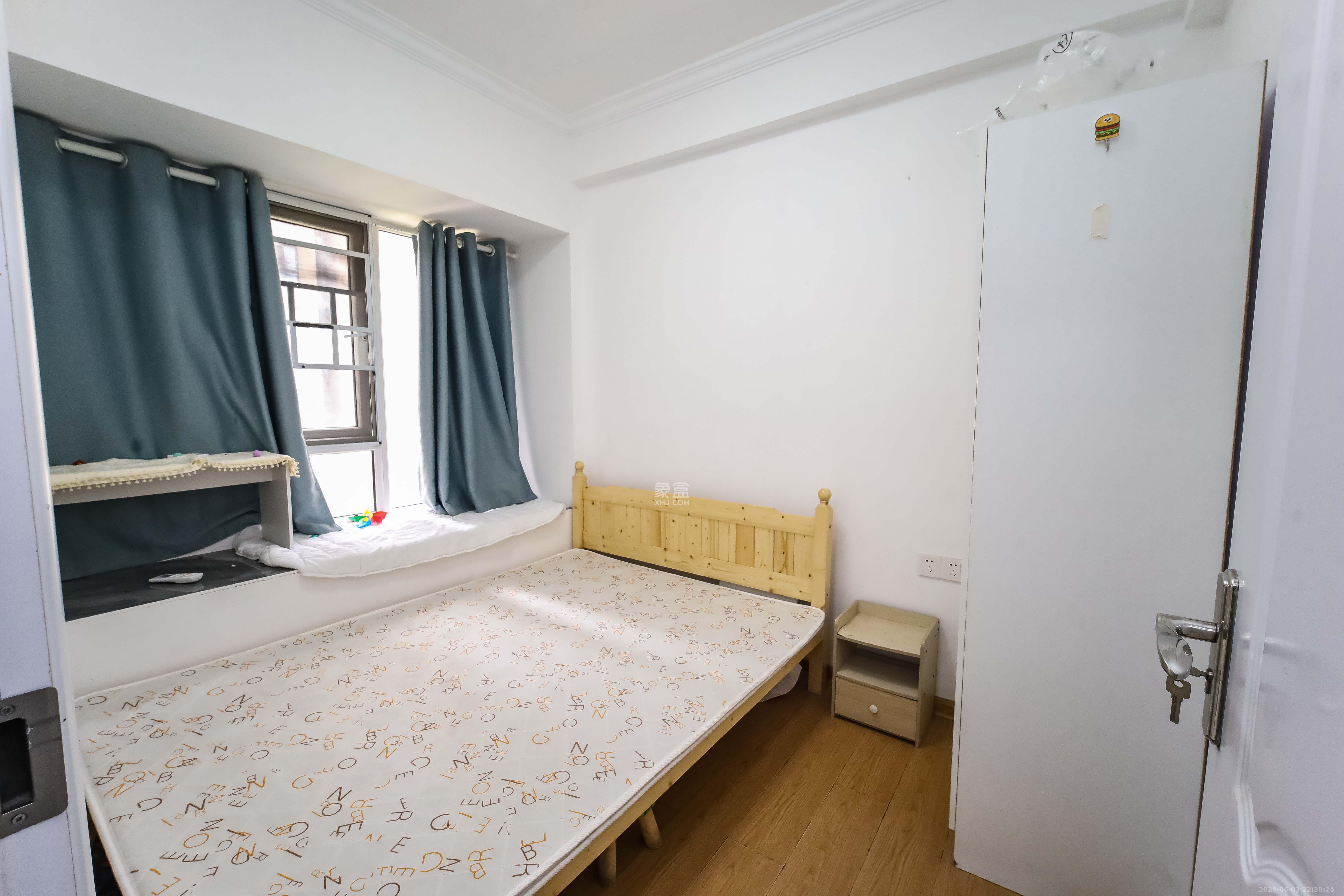 金地格林公馆 3室2厅1卫 86.0万 金地格林公馆 3室2厅1卫 86.0万卧室