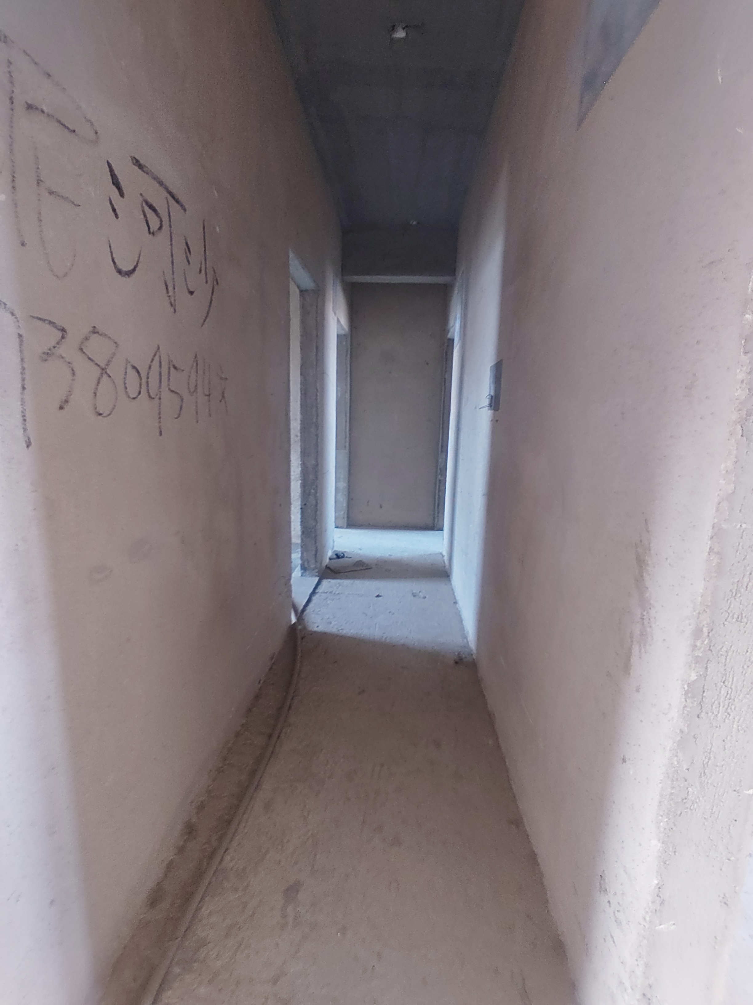 城投文庭  4室2厅2卫    85.8万客厅