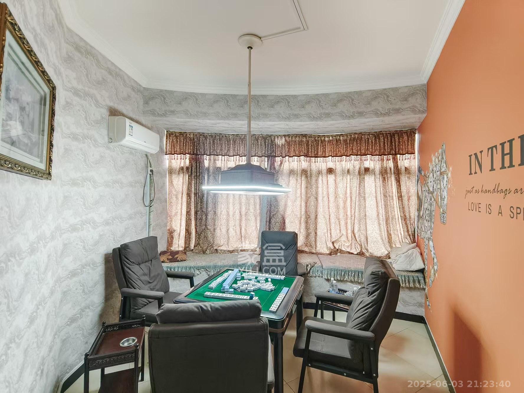 红树湾 4室2厅2卫 3000.0元/月 红树湾 4室2厅2卫 3000.0元/月室内图