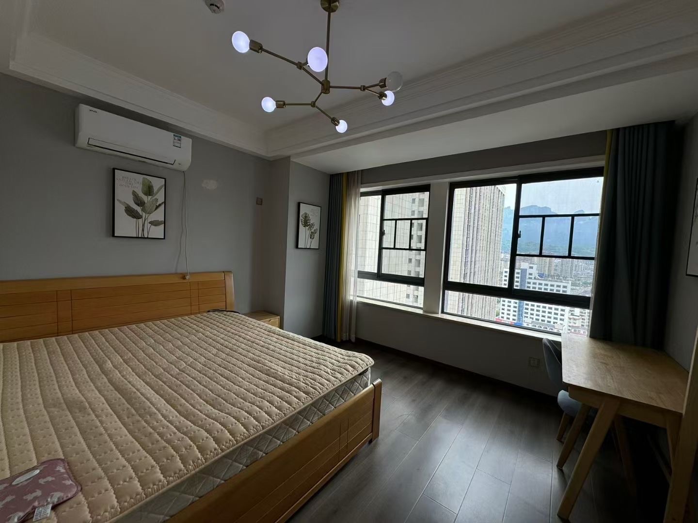 东方曼哈顿 2室1厅1卫 2000.0元/月 东方曼哈顿 2室1厅1卫 2000.0元/月室内图