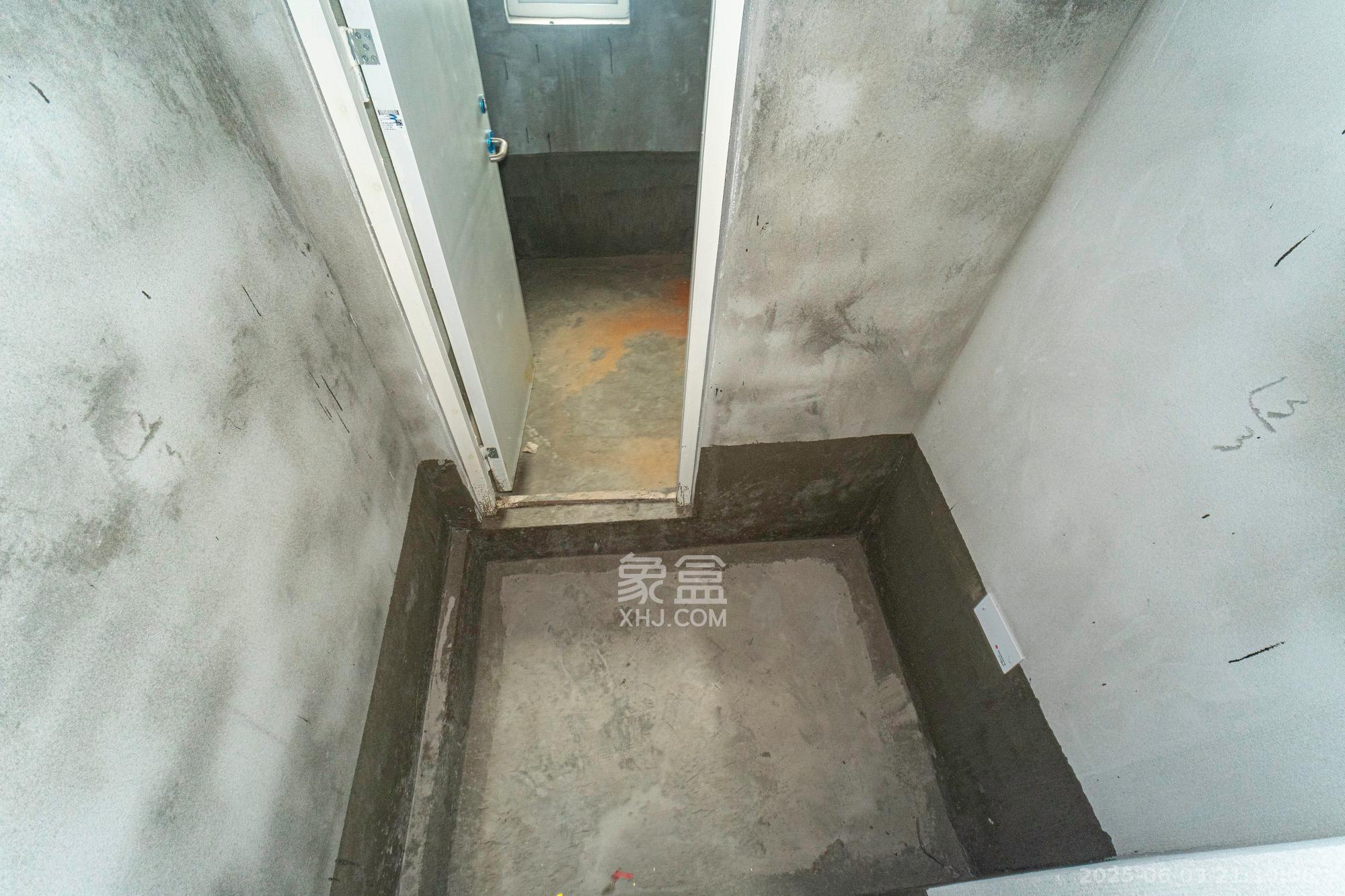 金地艺境  3室2厅2卫    69.8万 金地艺境  3室2厅2卫    69.8万卫生间