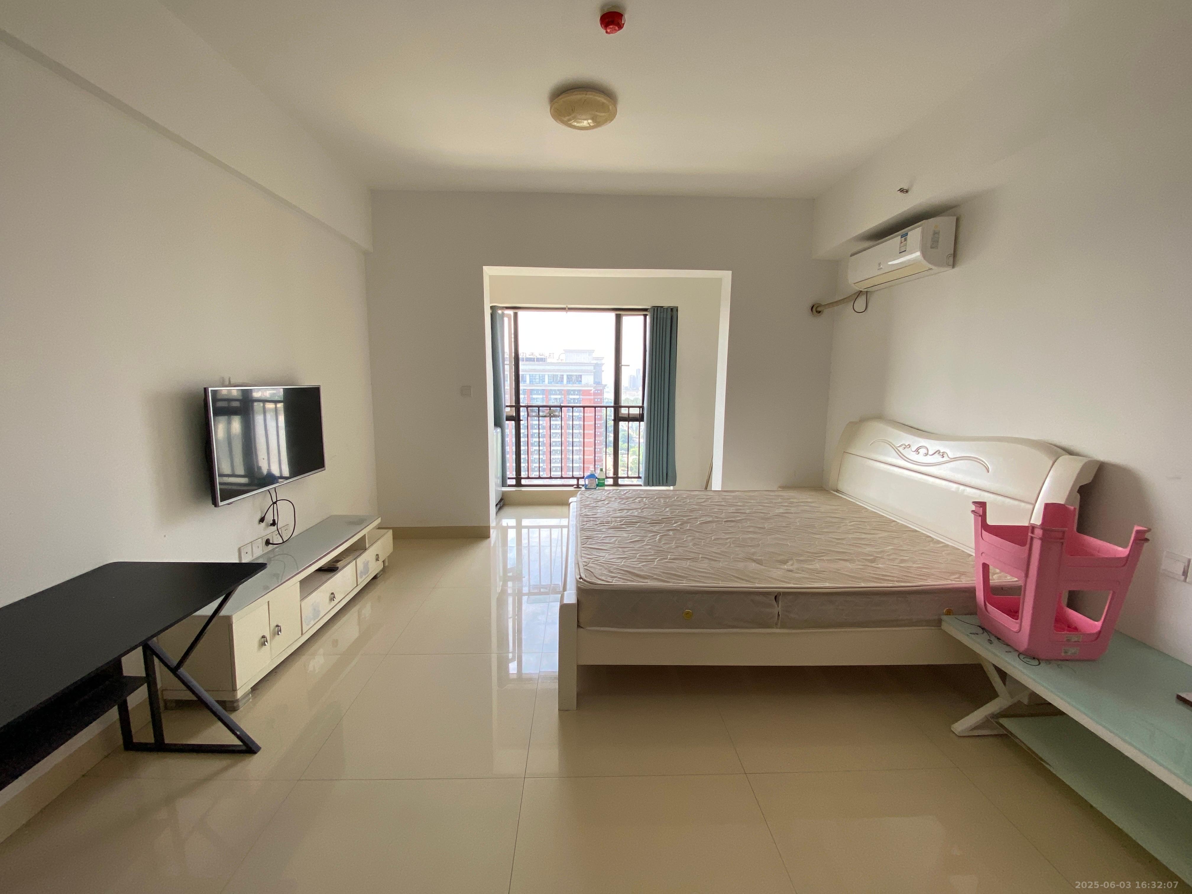 中泰财富湘江 1室1厅1卫 1200.0元/月 中泰财富湘江 1室1厅1卫 1200.0元/月室内图