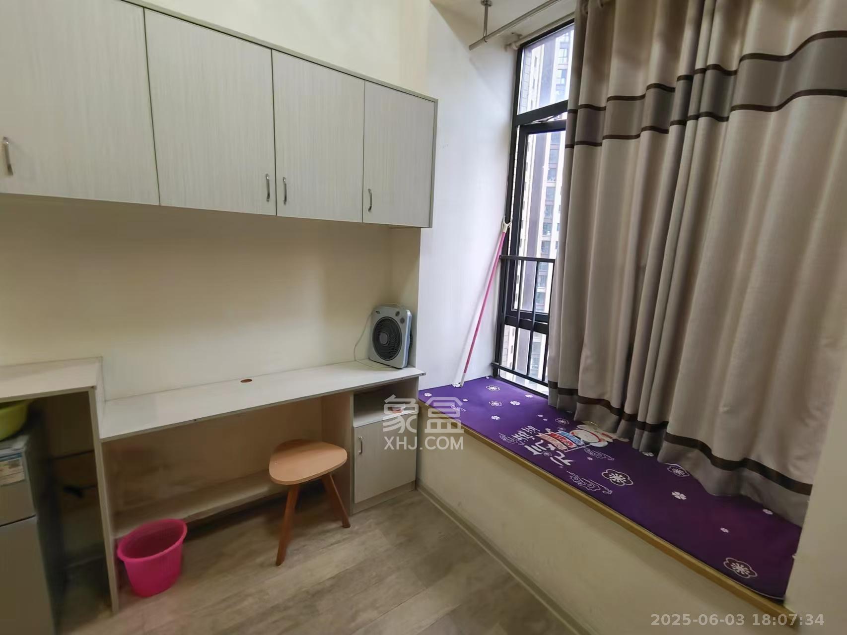 兰亭湾畔 1室1厅1卫 1000.0元/月 兰亭湾畔 1室1厅1卫 1000.0元/月室内图