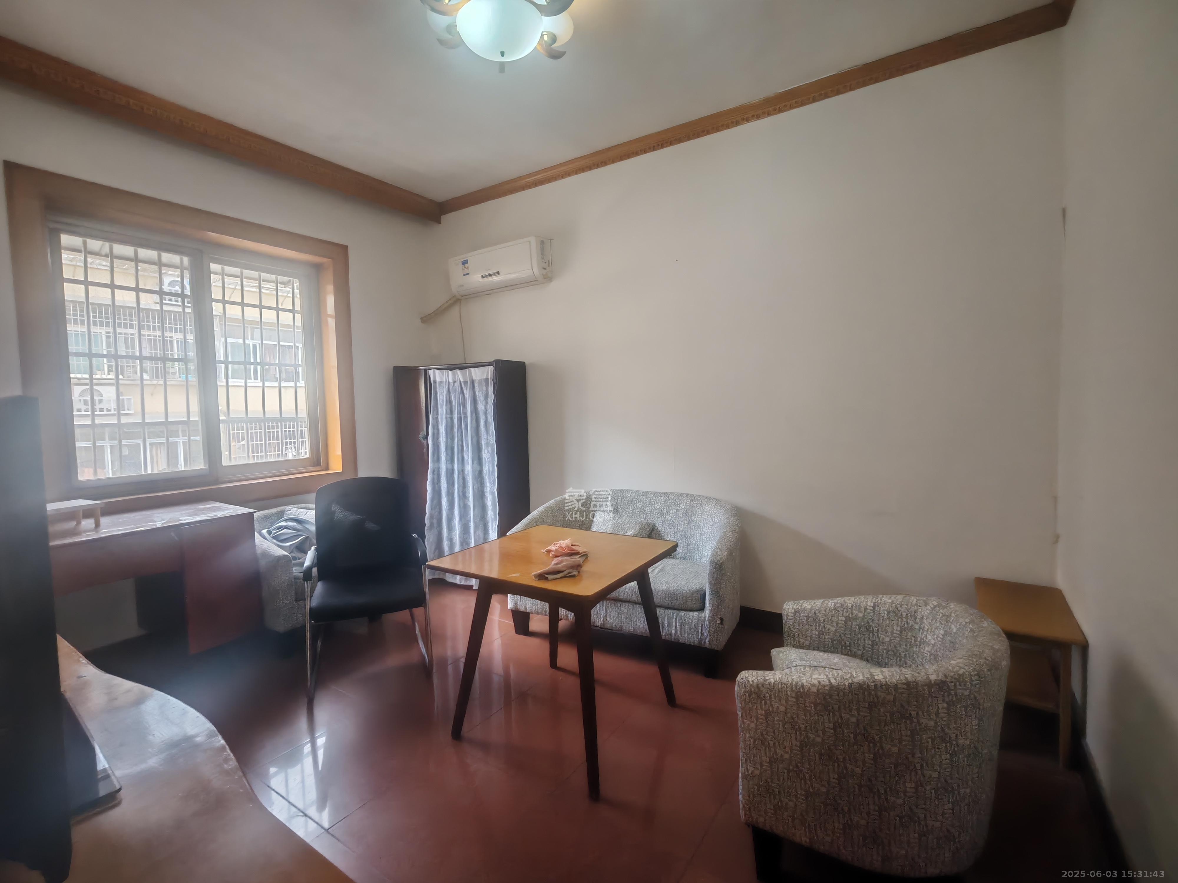 茅亭子 1室1厅1卫 1500.0元/月 茅亭子 1室1厅1卫 1500.0元/月室内图