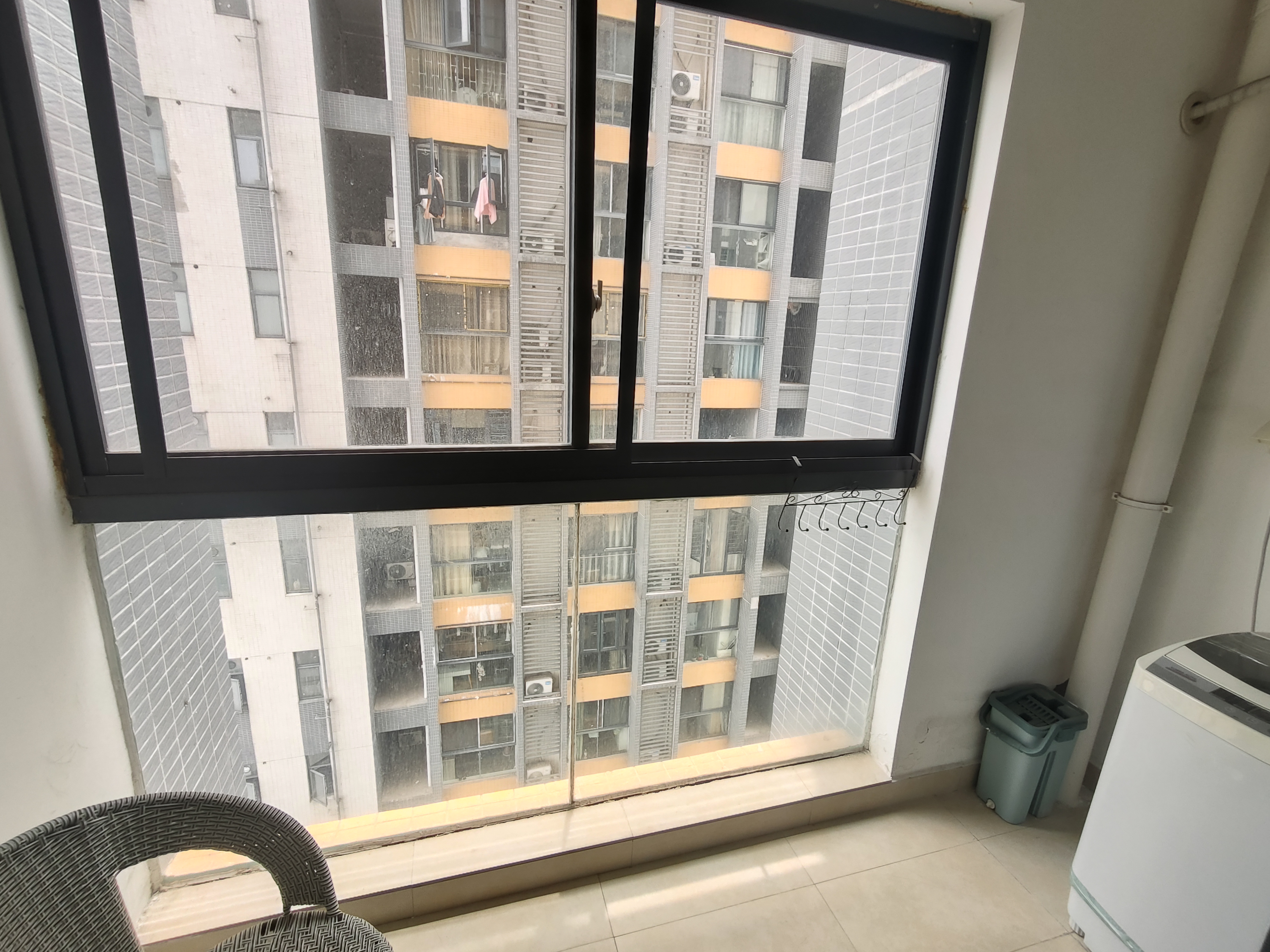 珠江愉景新城  1室1厅1卫   1100.00元/月