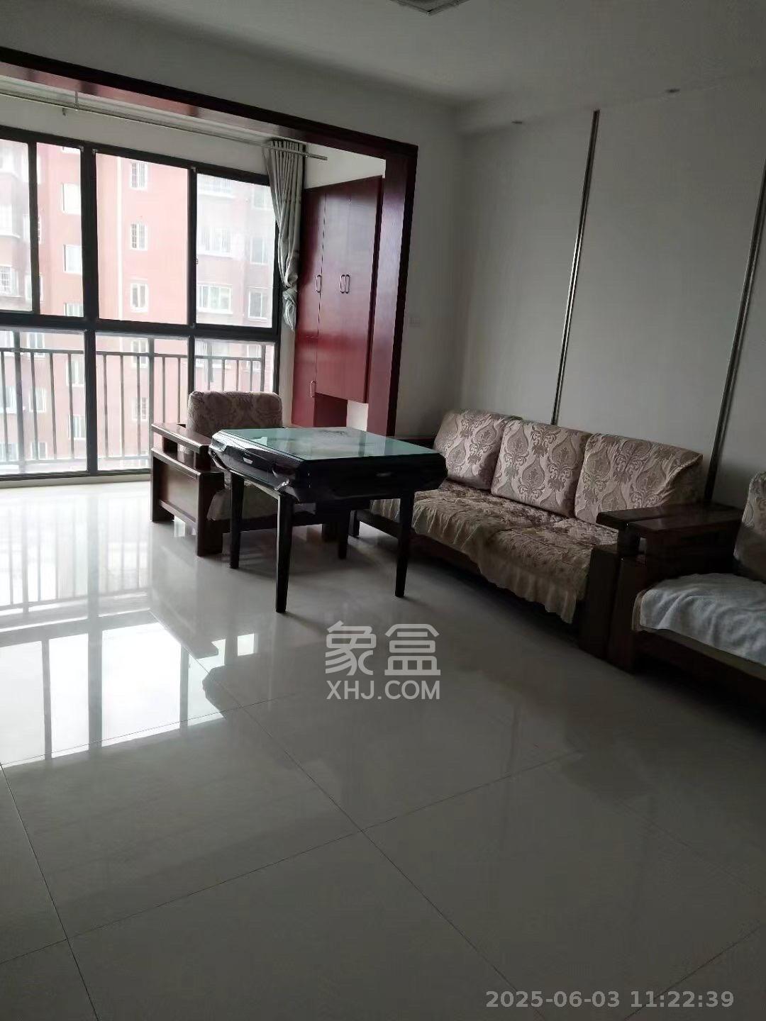 山水英伦  4室2厅2卫    2600.0元/月 山水英伦  4室2厅2卫    2600.0元/月室内图