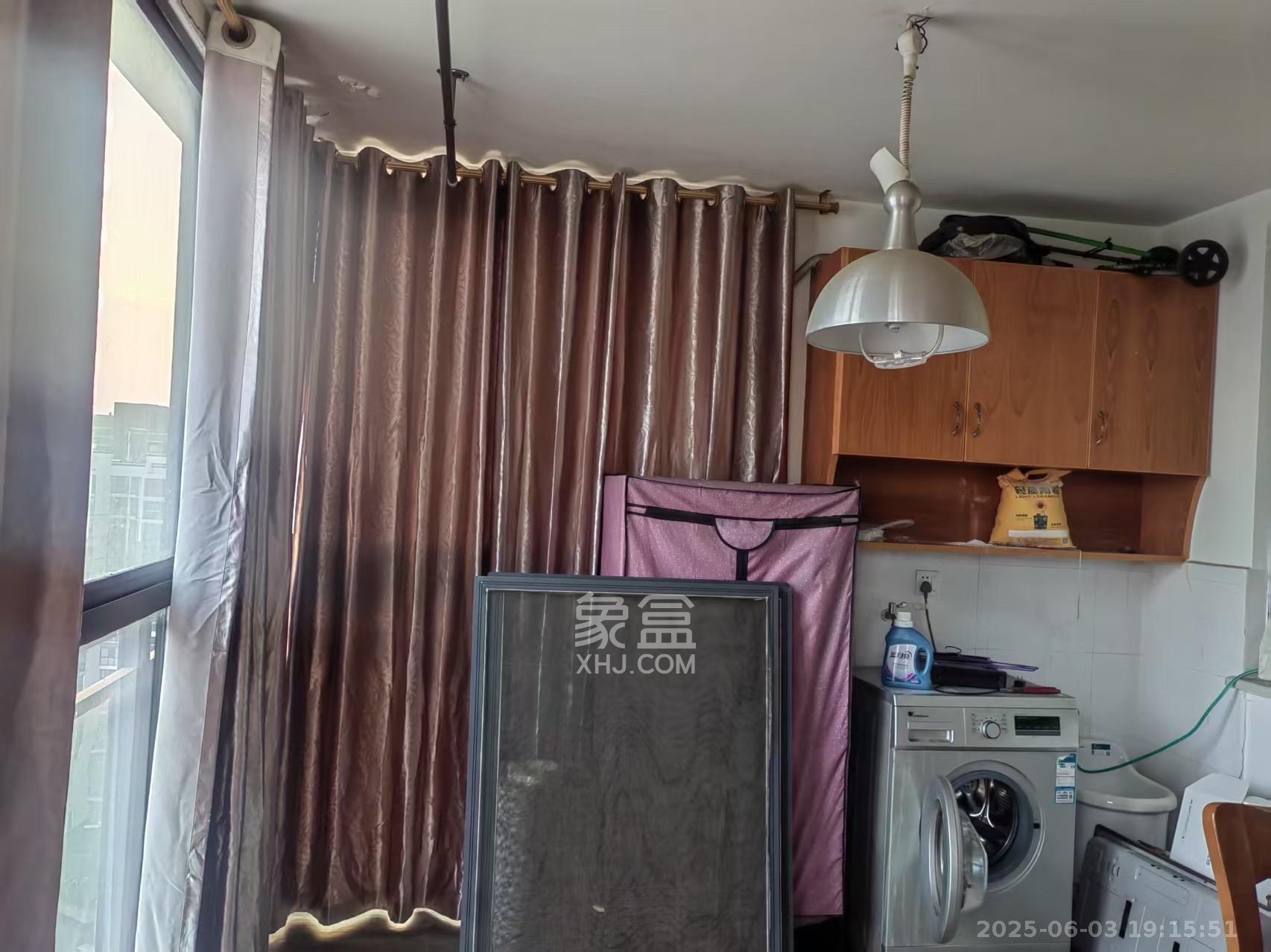 钱隆学府一、二期 2室2厅1卫 1800.0元/月 钱隆学府一、二期 2室2厅1卫 1800.0元/月室内图