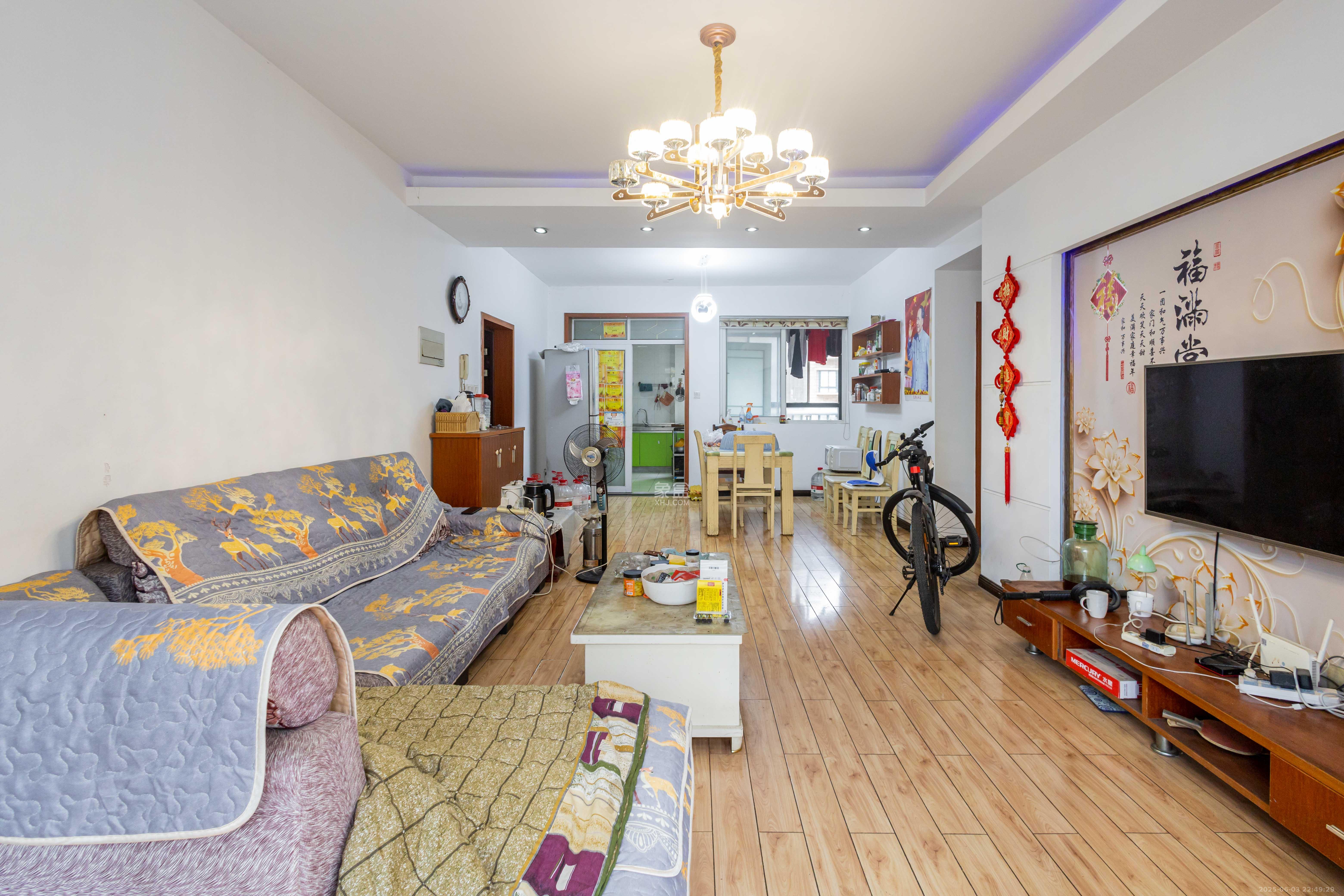 博雅湘水湾 3室2厅2卫 72.8万 博雅湘水湾 3室2厅2卫 72.8万客厅